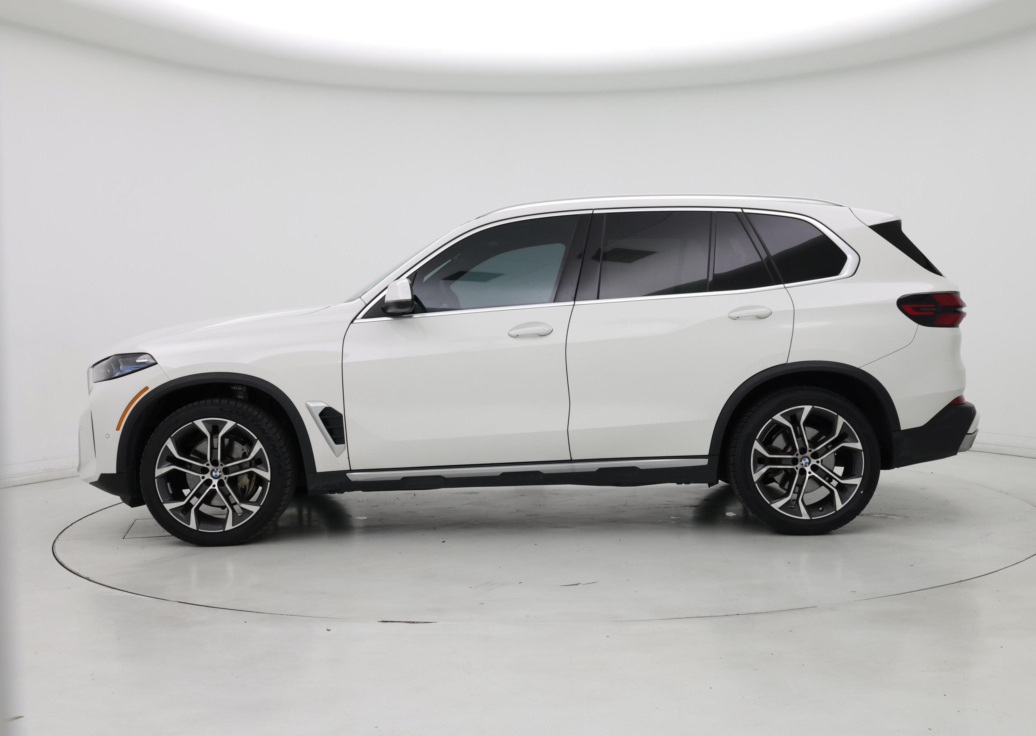 Thumbnail: 2024 BMW X5 - 3