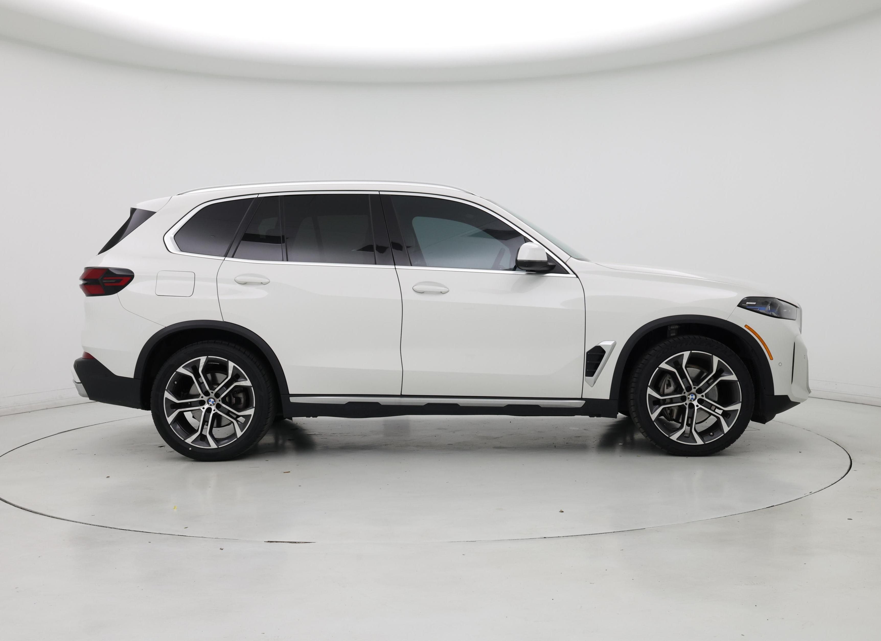 Thumbnail: 2024 BMW X5 - 7