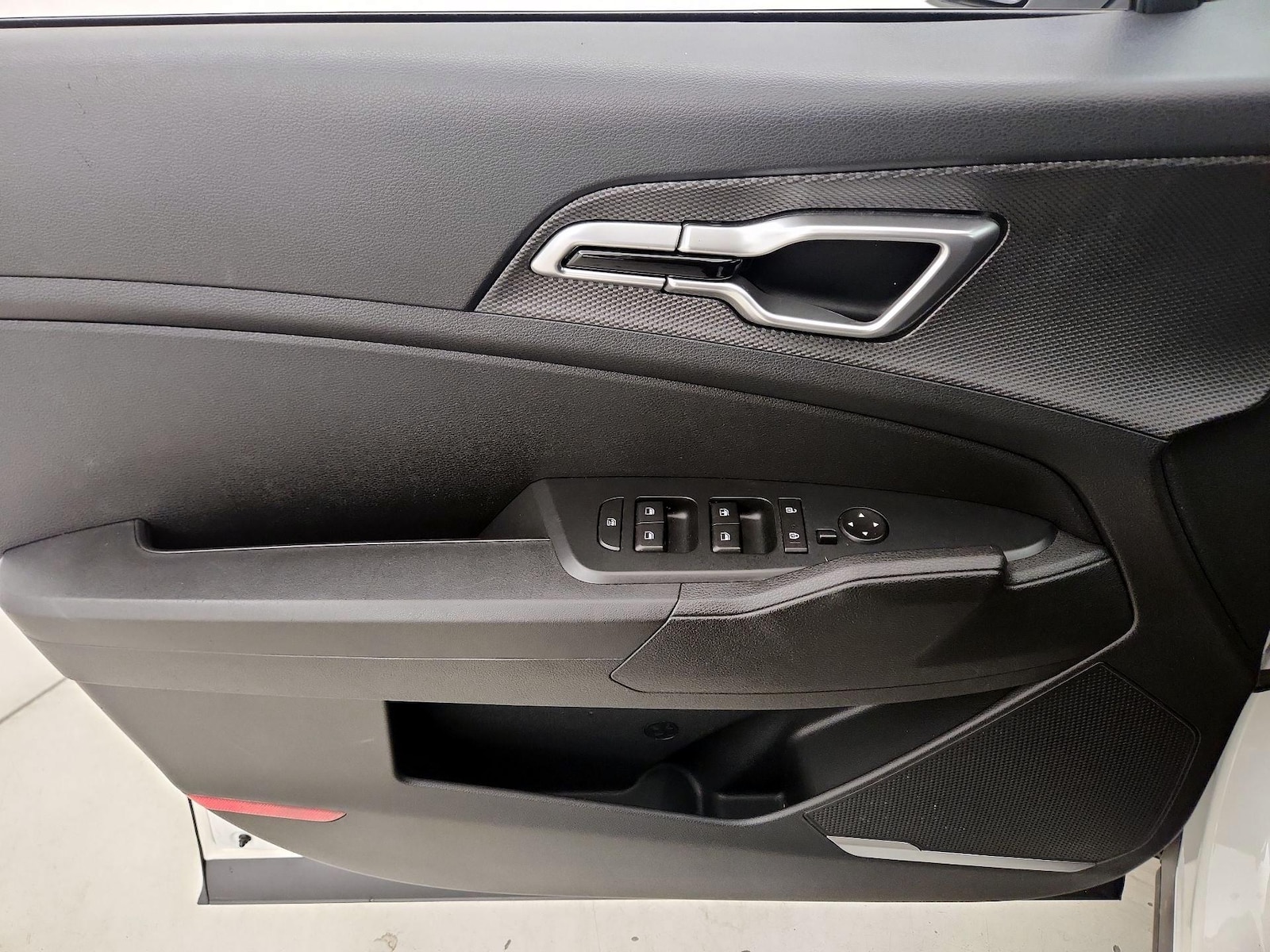 2024 Kia Sportage LX Hybrid - Photo 13