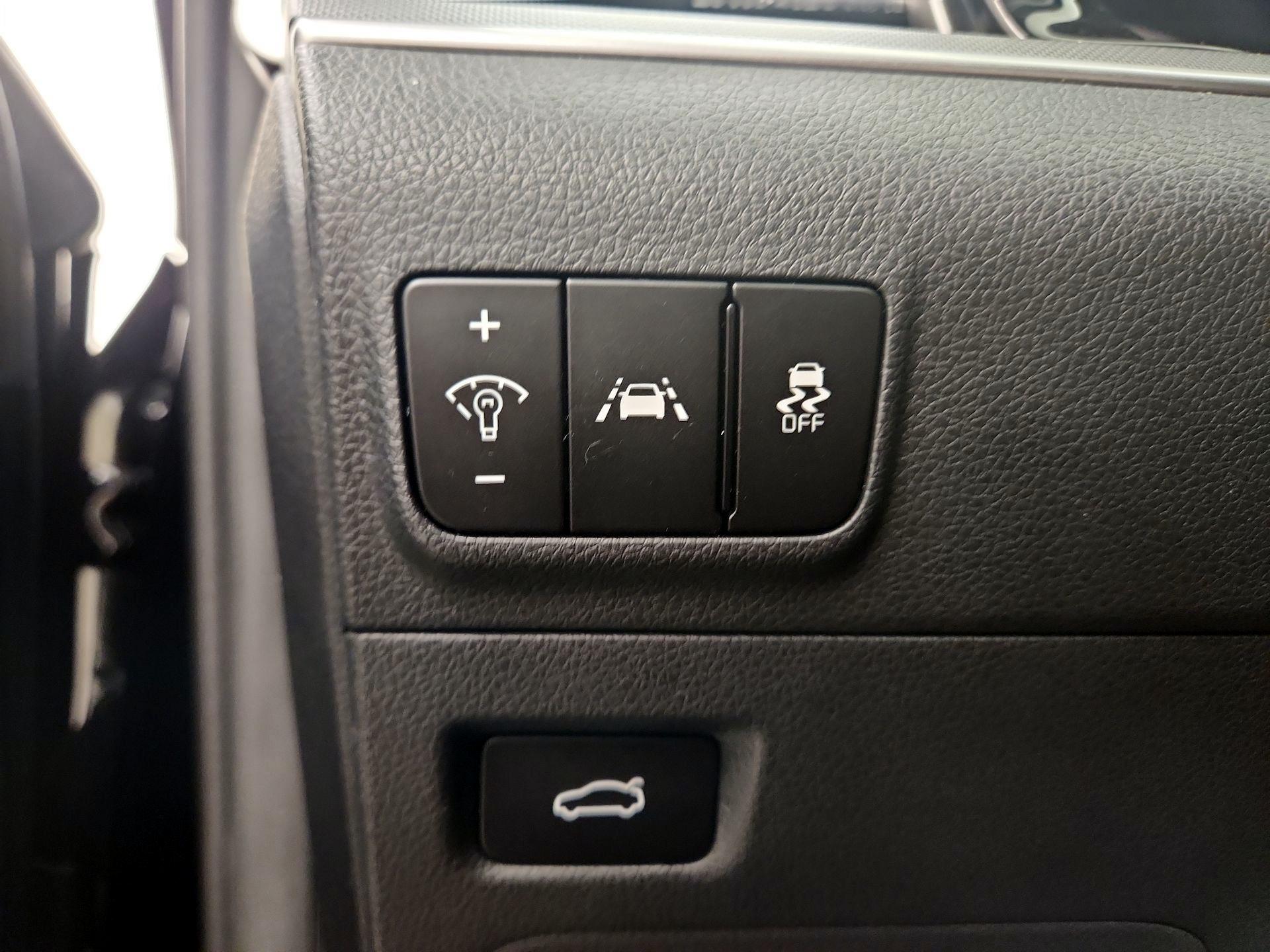 Thumbnail: 2022 Kia K5 - 13