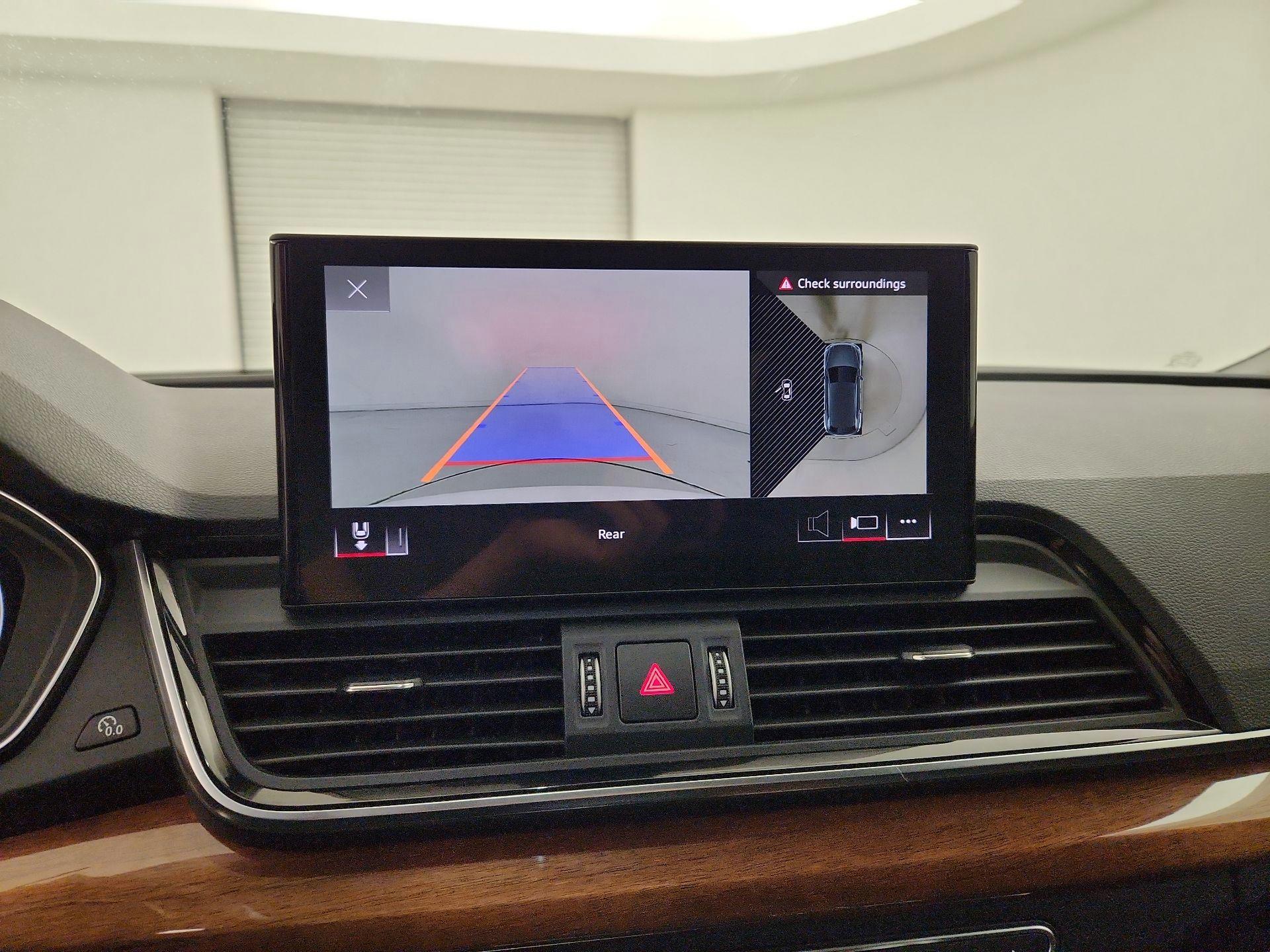 Thumbnail: 2023 Audi Q5 - 15