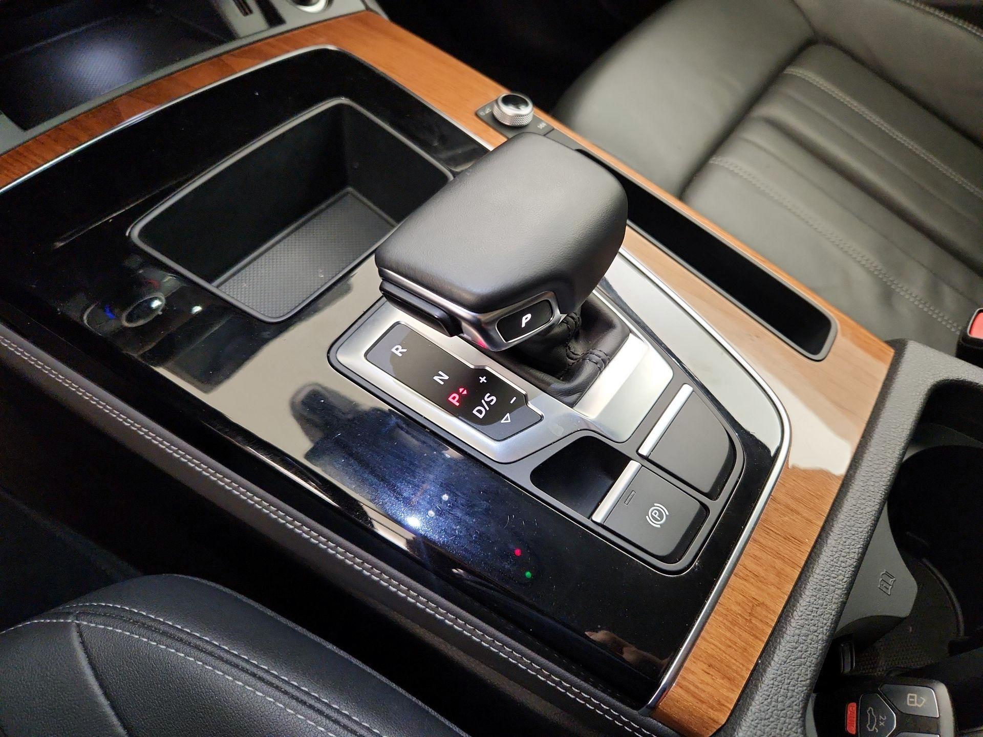 Thumbnail: 2023 Audi Q5 - 18