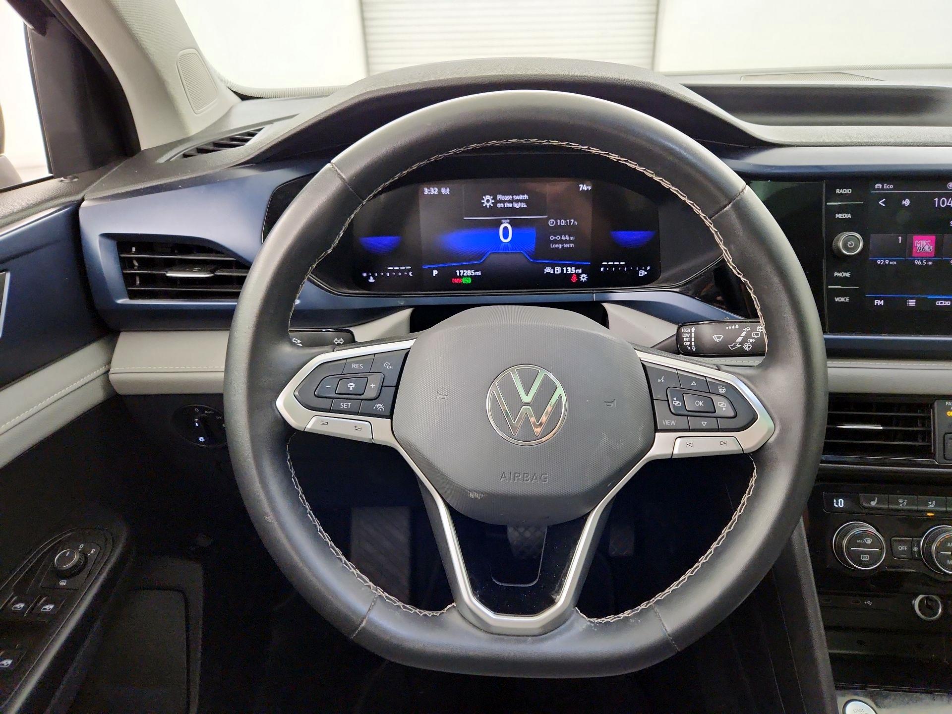 Thumbnail: 2024 Volkswagen Taos - 10