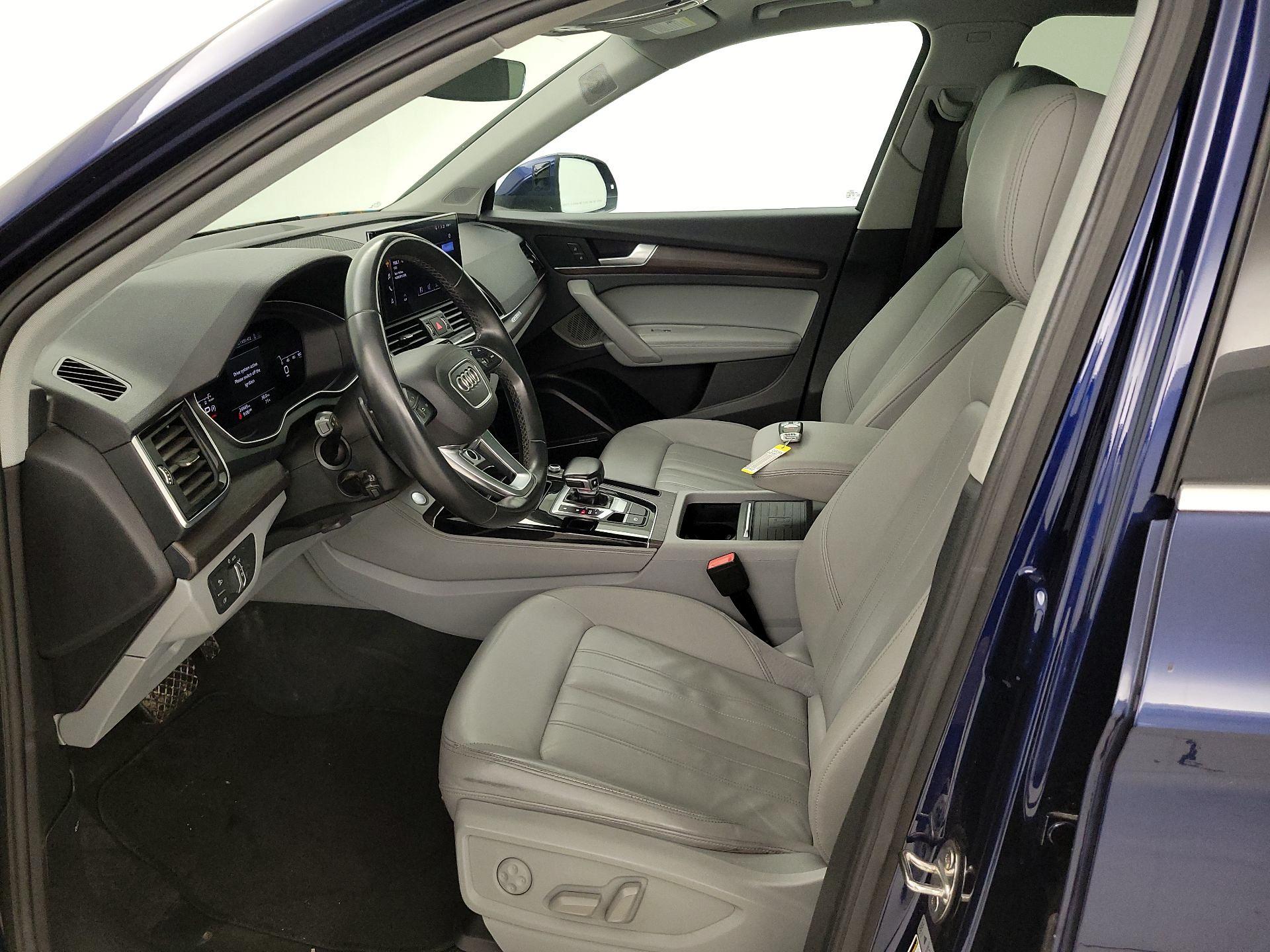 Thumbnail: 2021 Audi Q5 - 11