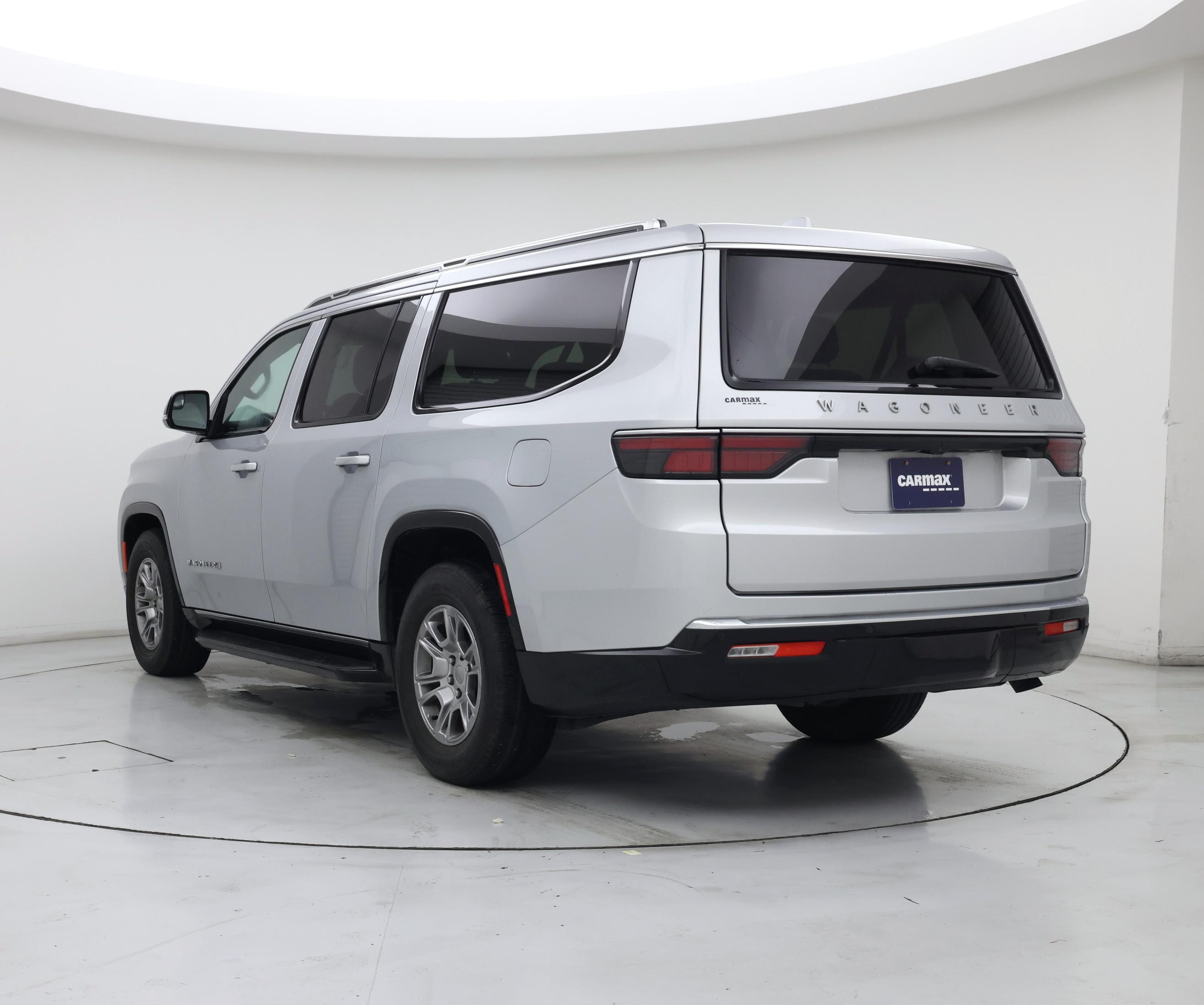 Thumbnail: 2023 Jeep Wagoneer - 2