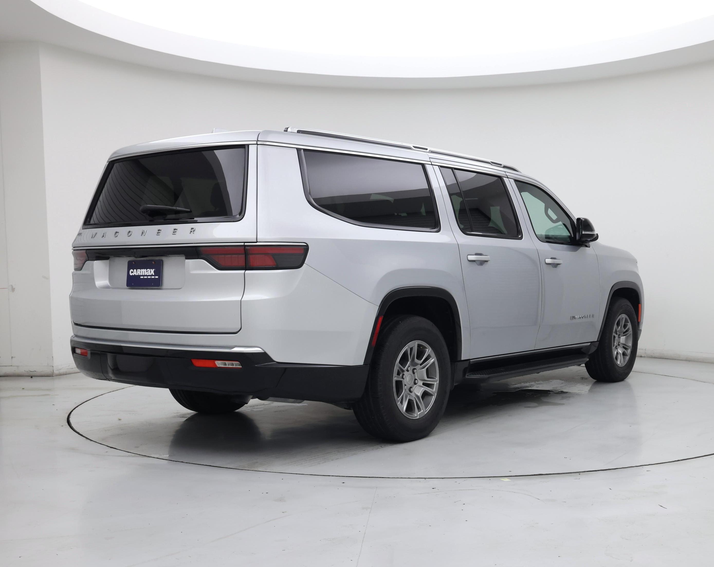 Thumbnail: 2023 Jeep Wagoneer - 8