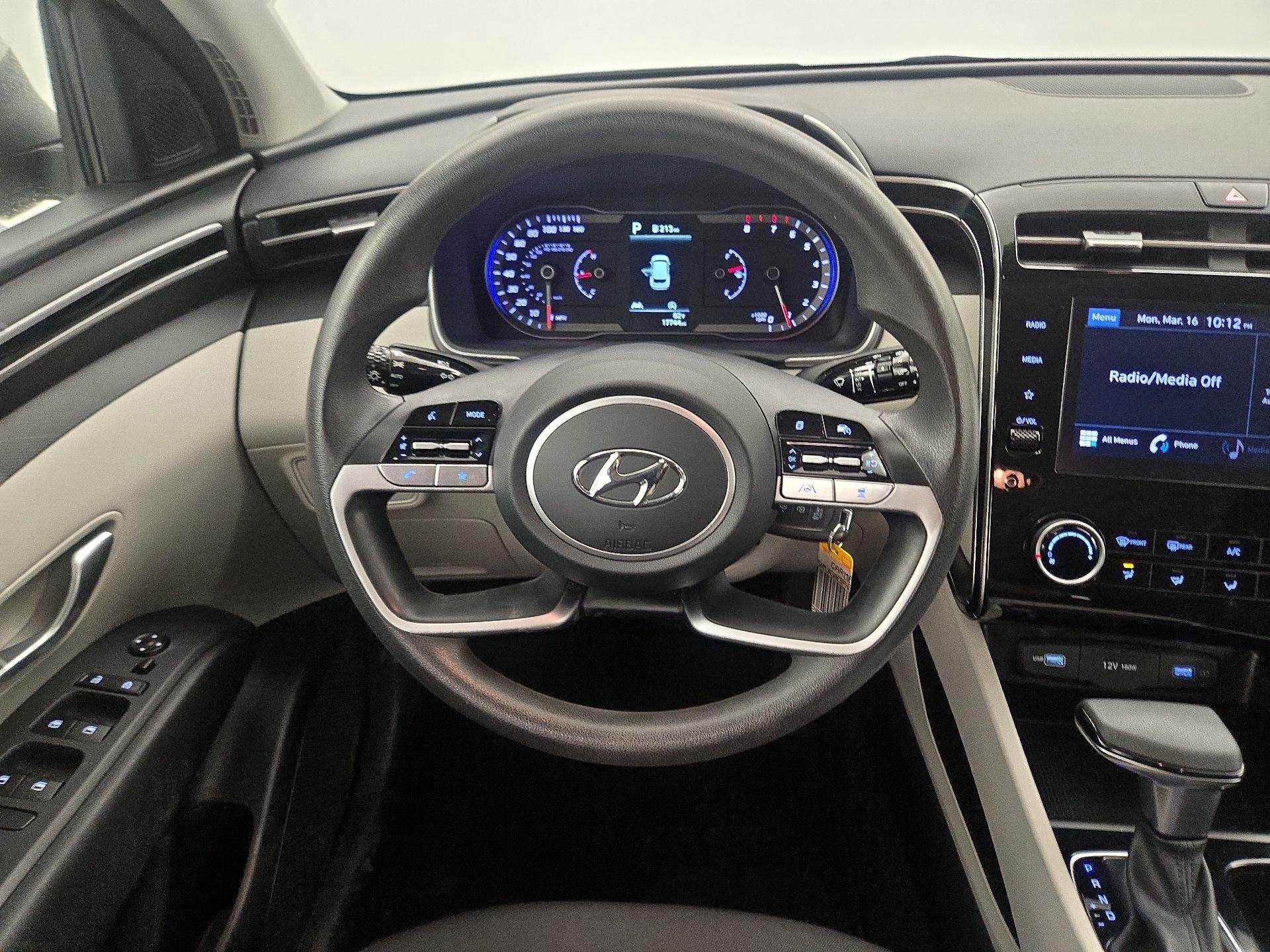 Thumbnail: 2023 Hyundai Tucson - 10