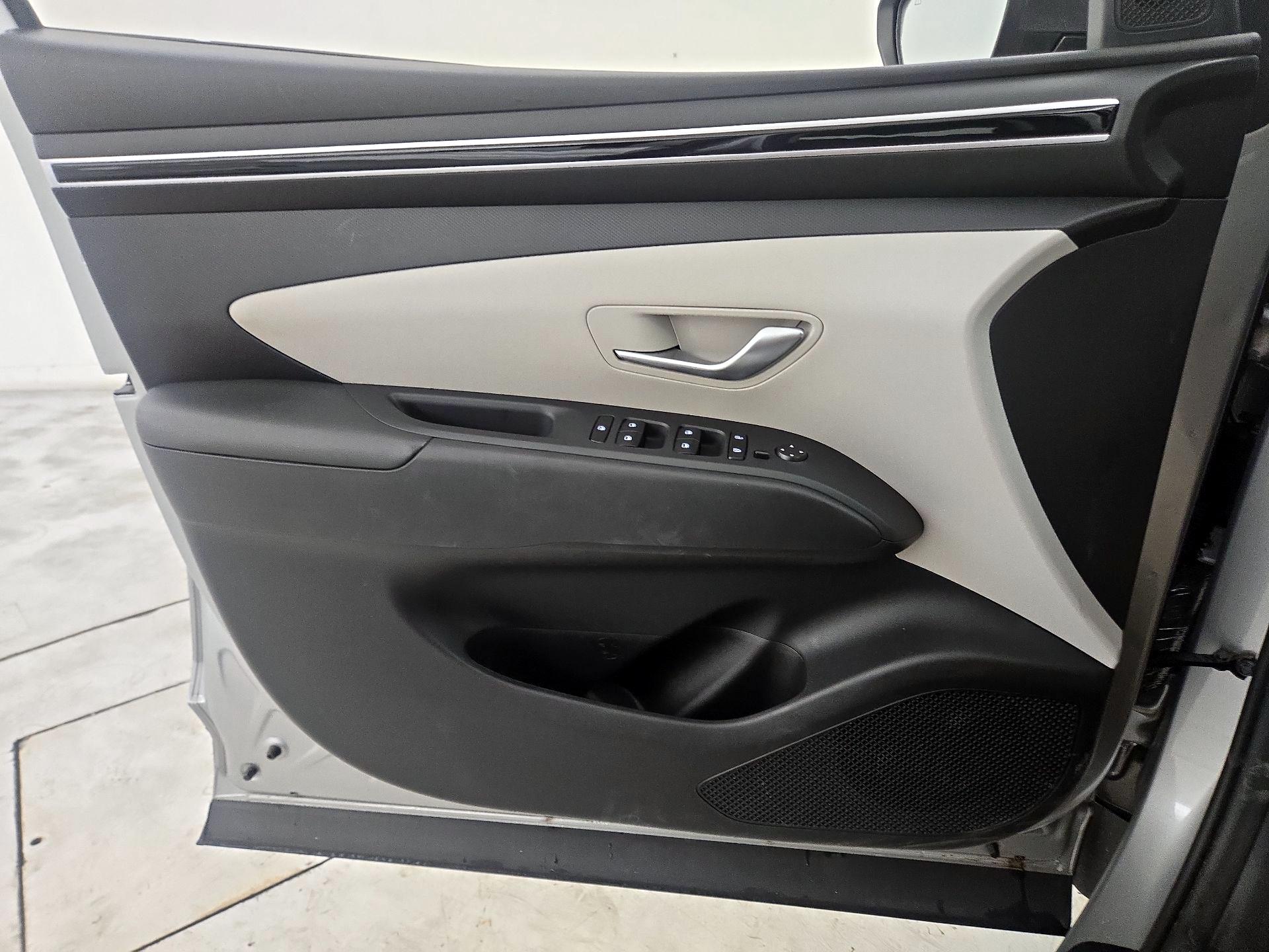 Thumbnail: 2023 Hyundai Tucson - 12