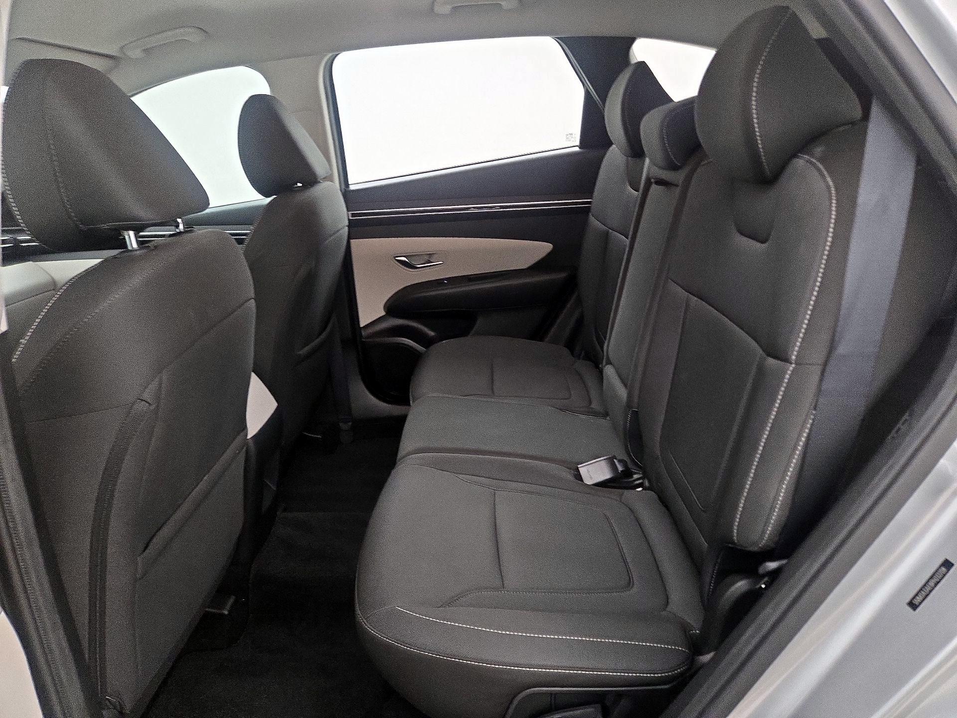 Thumbnail: 2023 Hyundai Tucson - 19