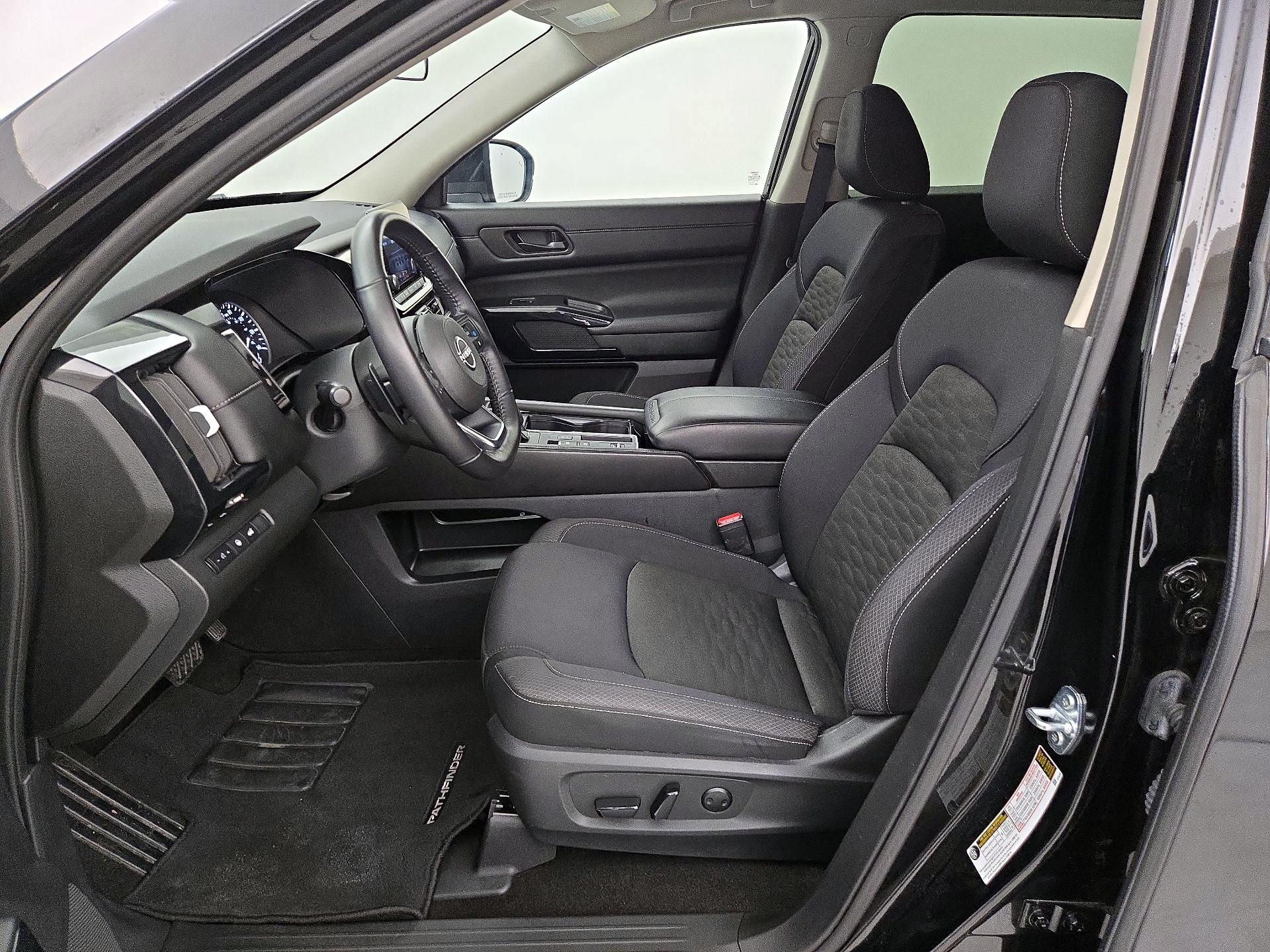 Thumbnail: 2025 Nissan Pathfinder - 11