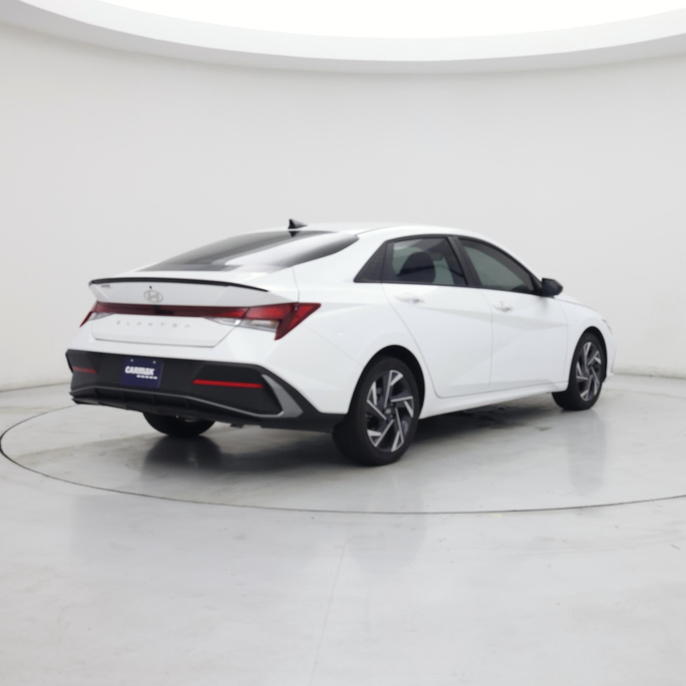 Thumbnail: 2025 Hyundai Elantra - 8
