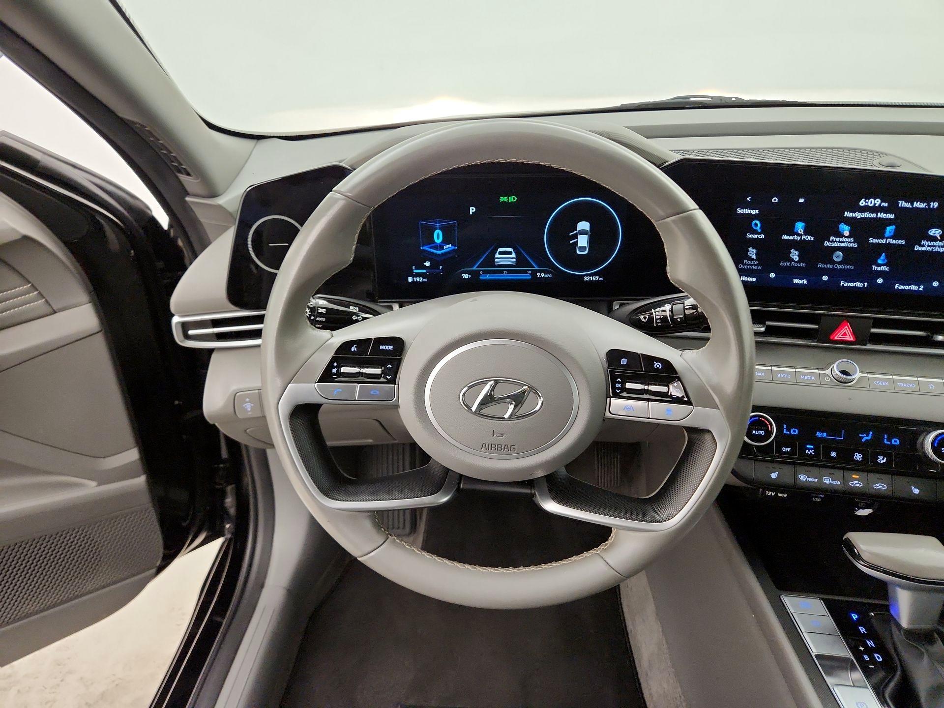 Thumbnail: 2023 Hyundai Elantra - 10