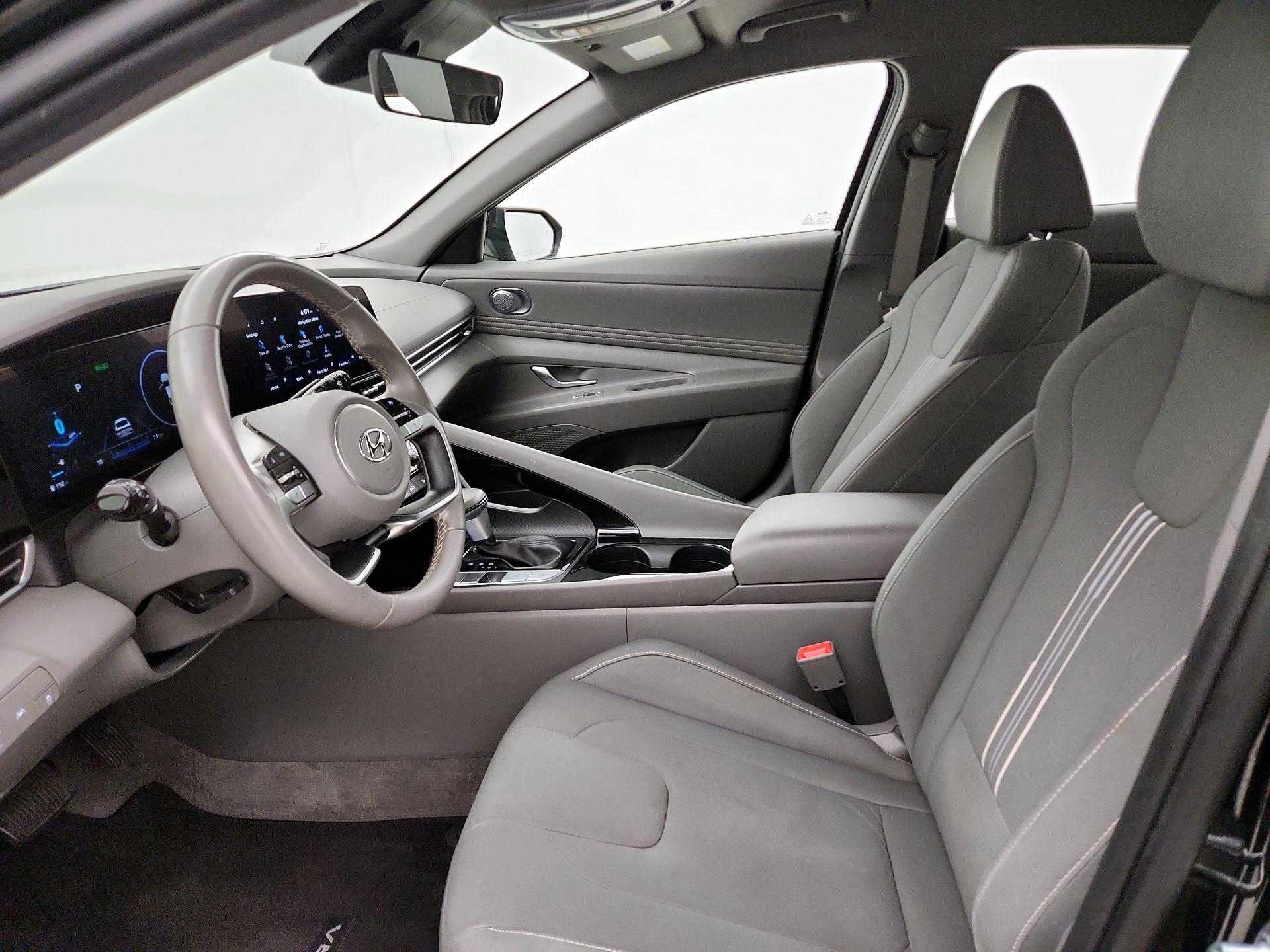 Thumbnail: 2023 Hyundai Elantra - 11