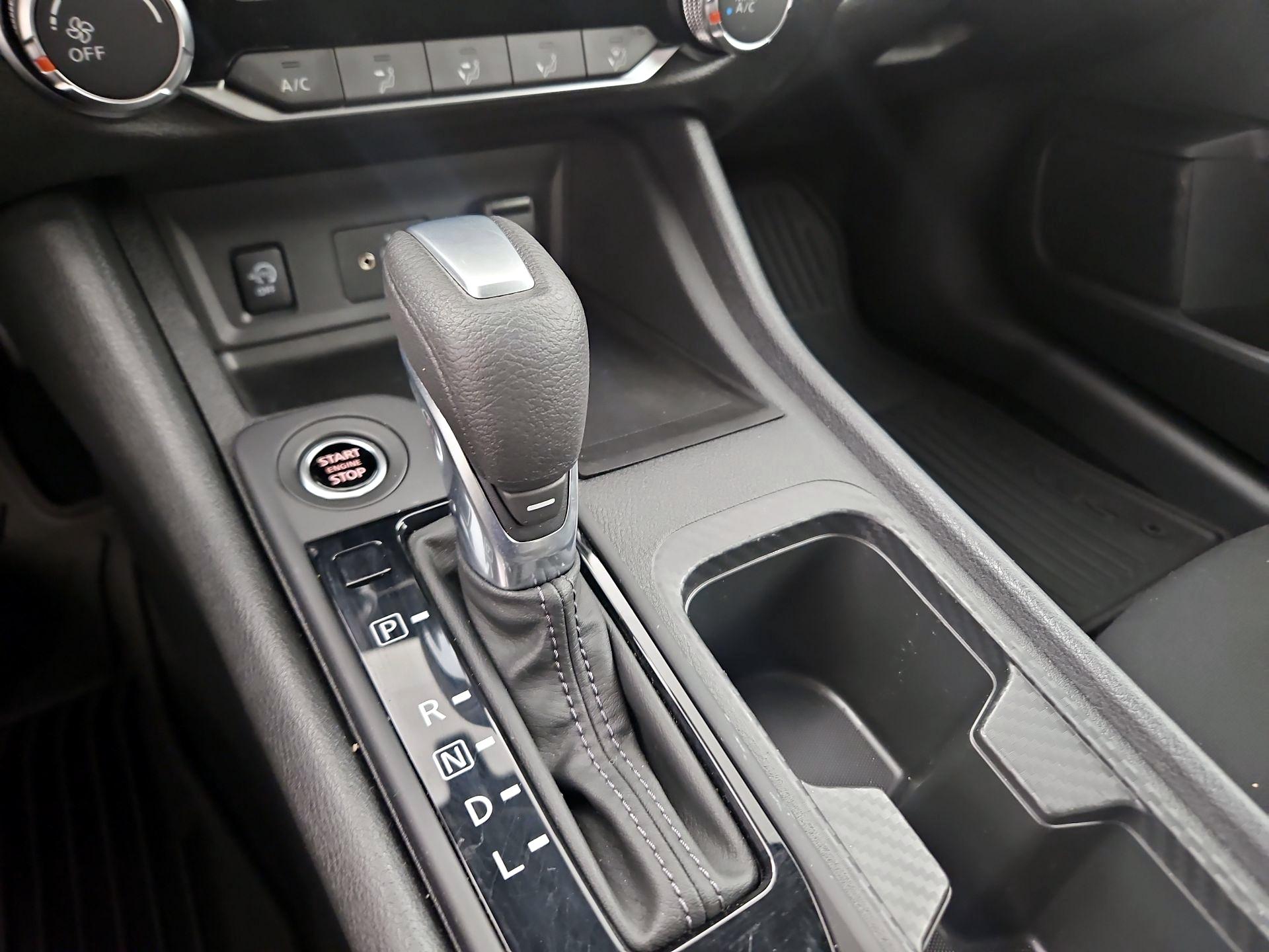 Thumbnail: 2025 Nissan Sentra - 17