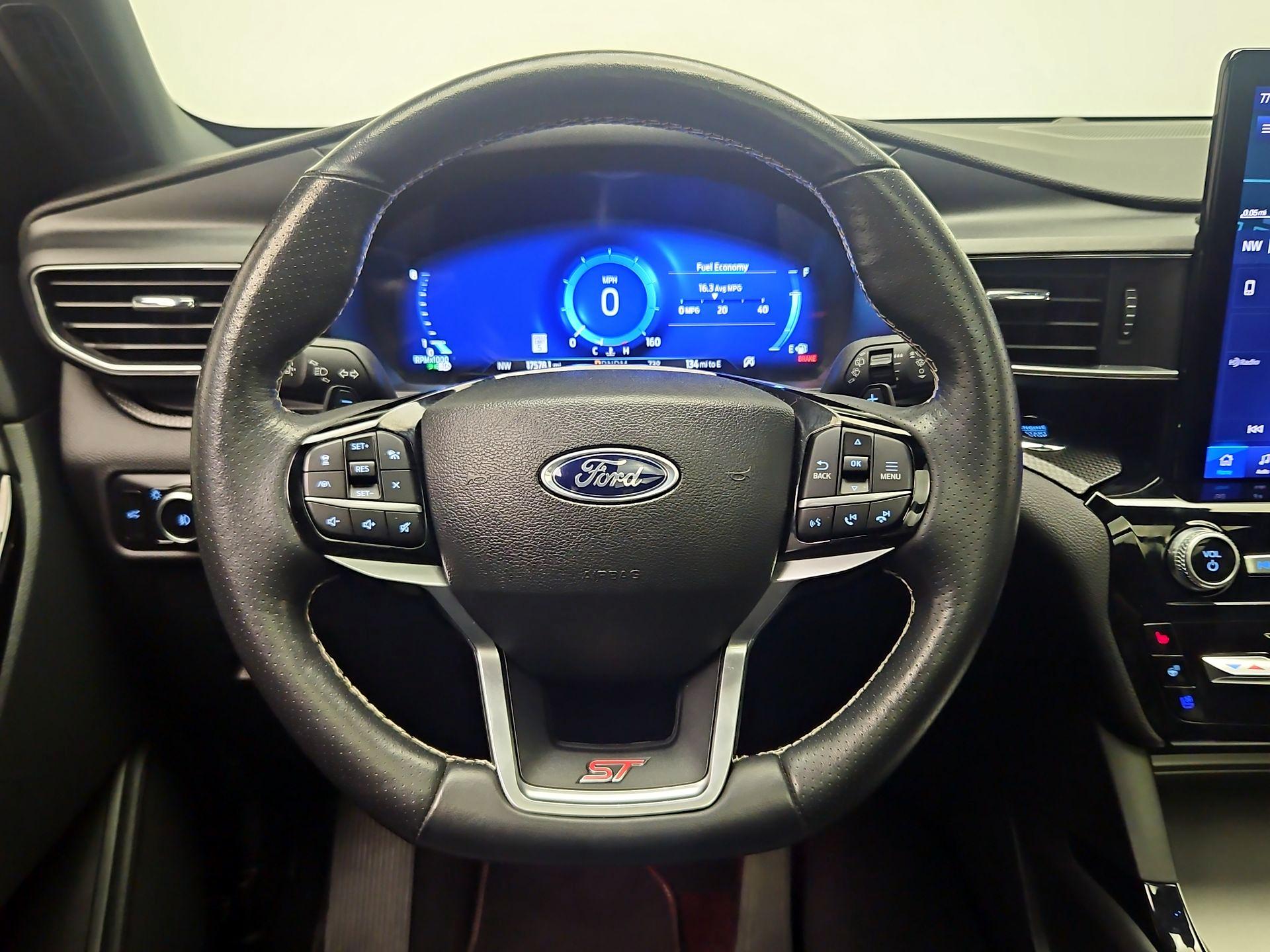 Thumbnail: 2023 Ford Explorer - 10