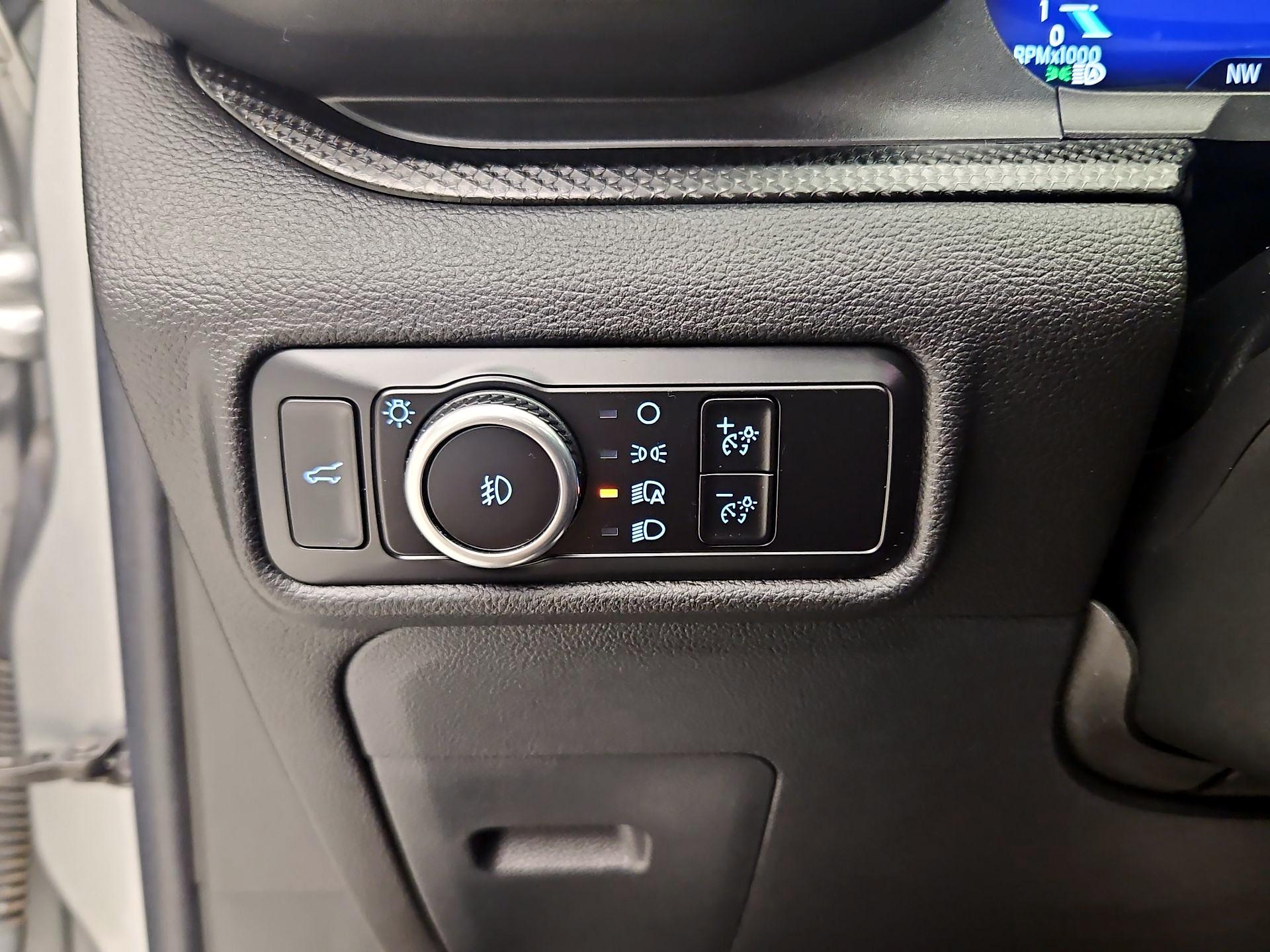 Thumbnail: 2023 Ford Explorer - 13