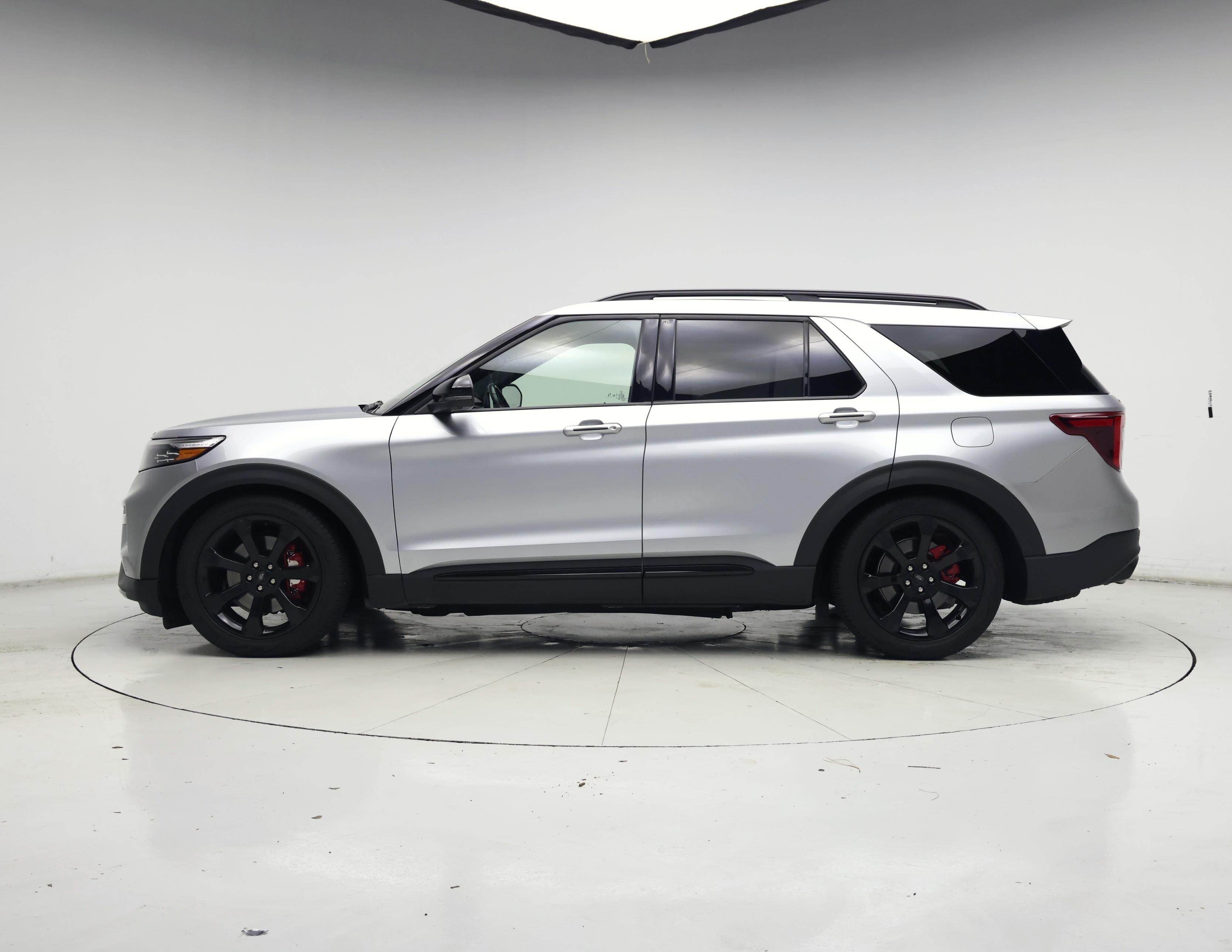 Thumbnail: 2023 Ford Explorer - 3