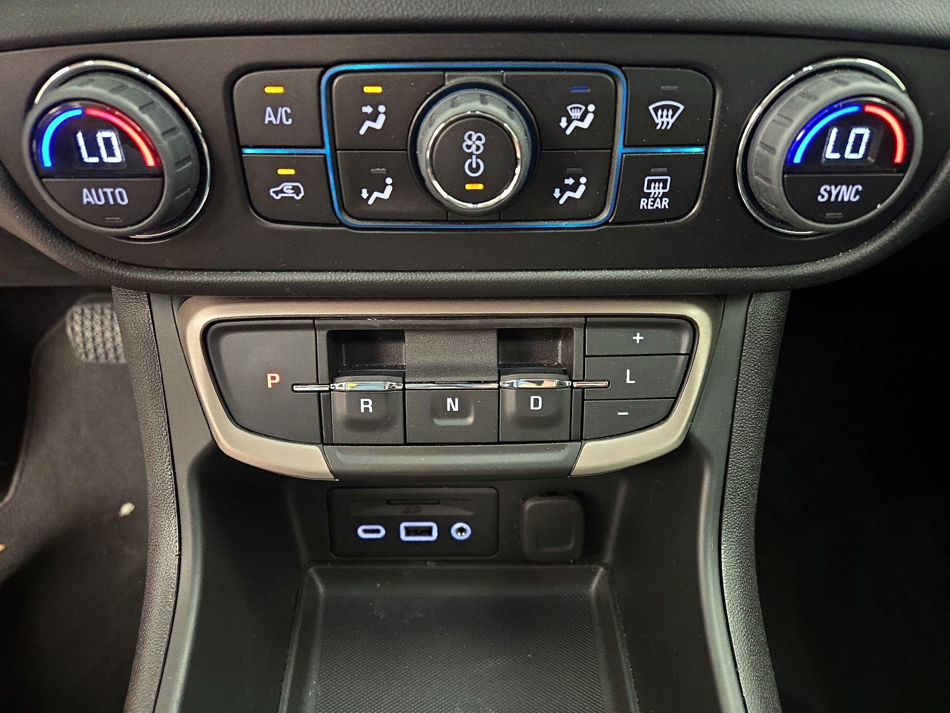 Thumbnail: 2023 GMC Terrain - 18