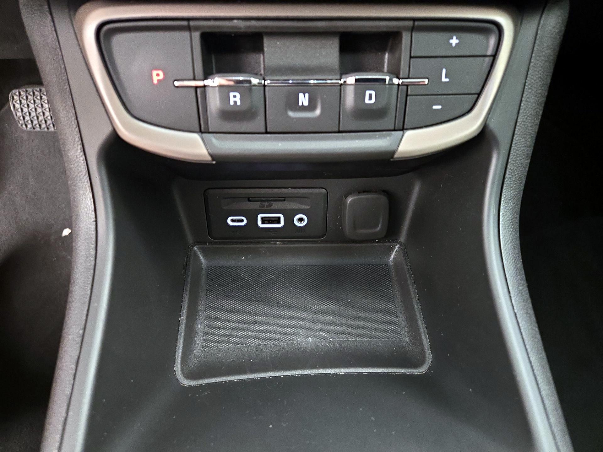 Thumbnail: 2023 GMC Terrain - 19