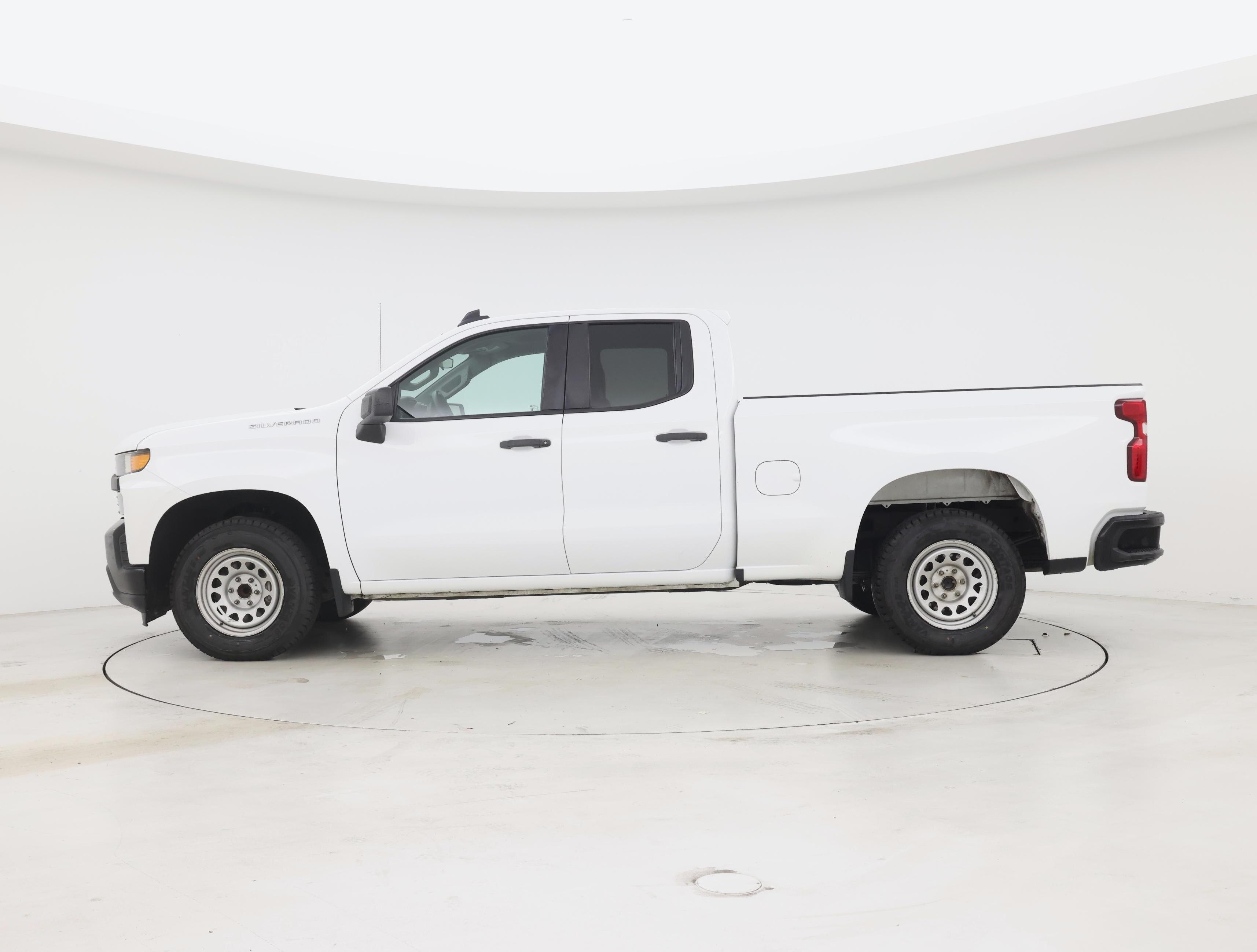 Thumbnail: 2021 Chevrolet Silverado 1500 - 3