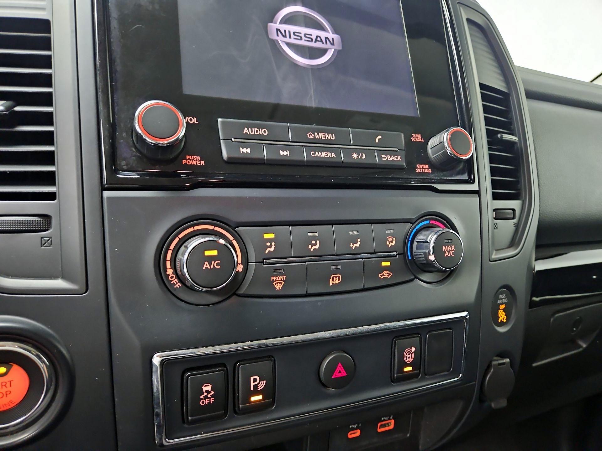 Thumbnail: 2022 Nissan Titan - 16
