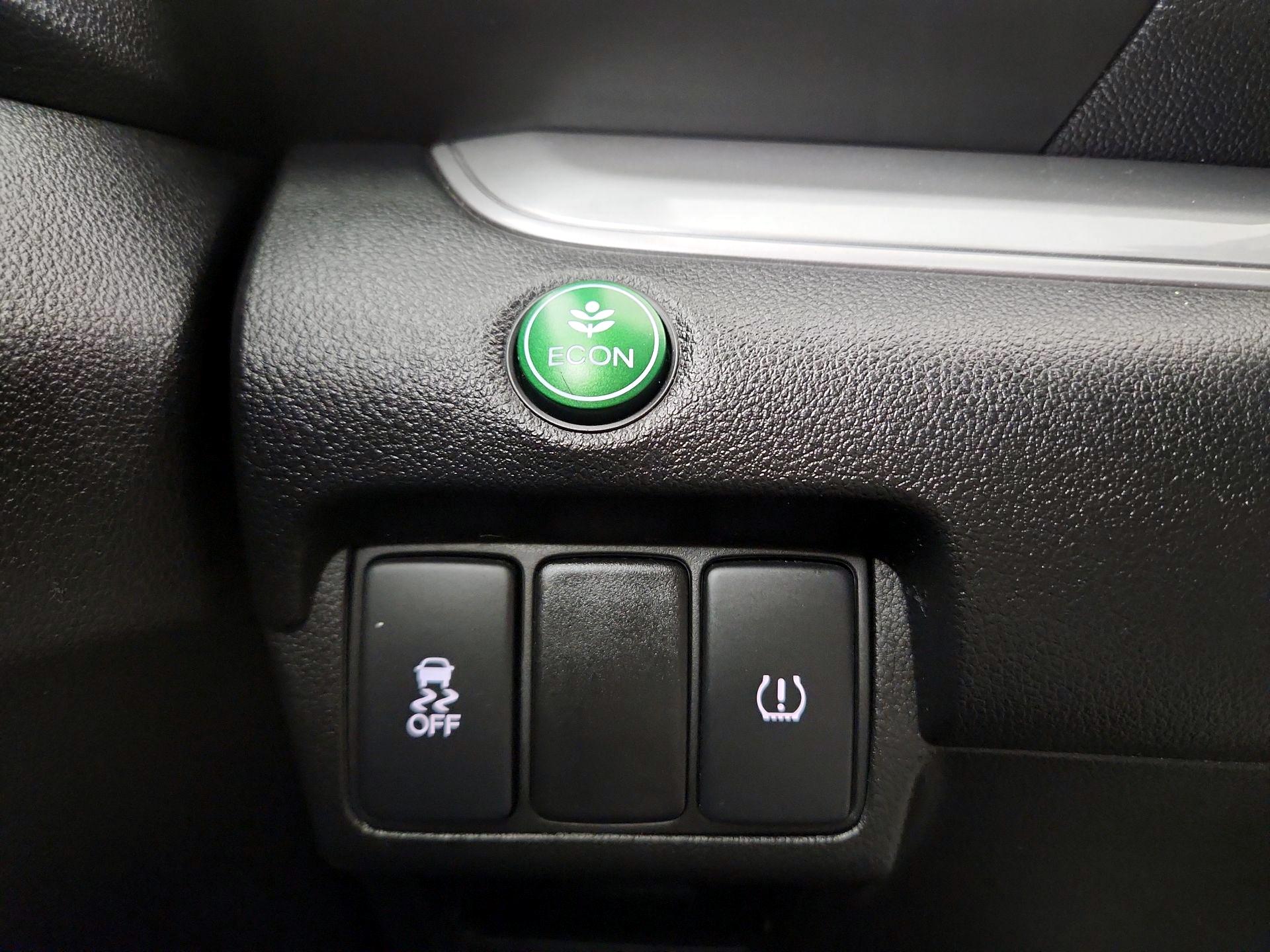 Thumbnail: 2015 Honda CR-V - 11