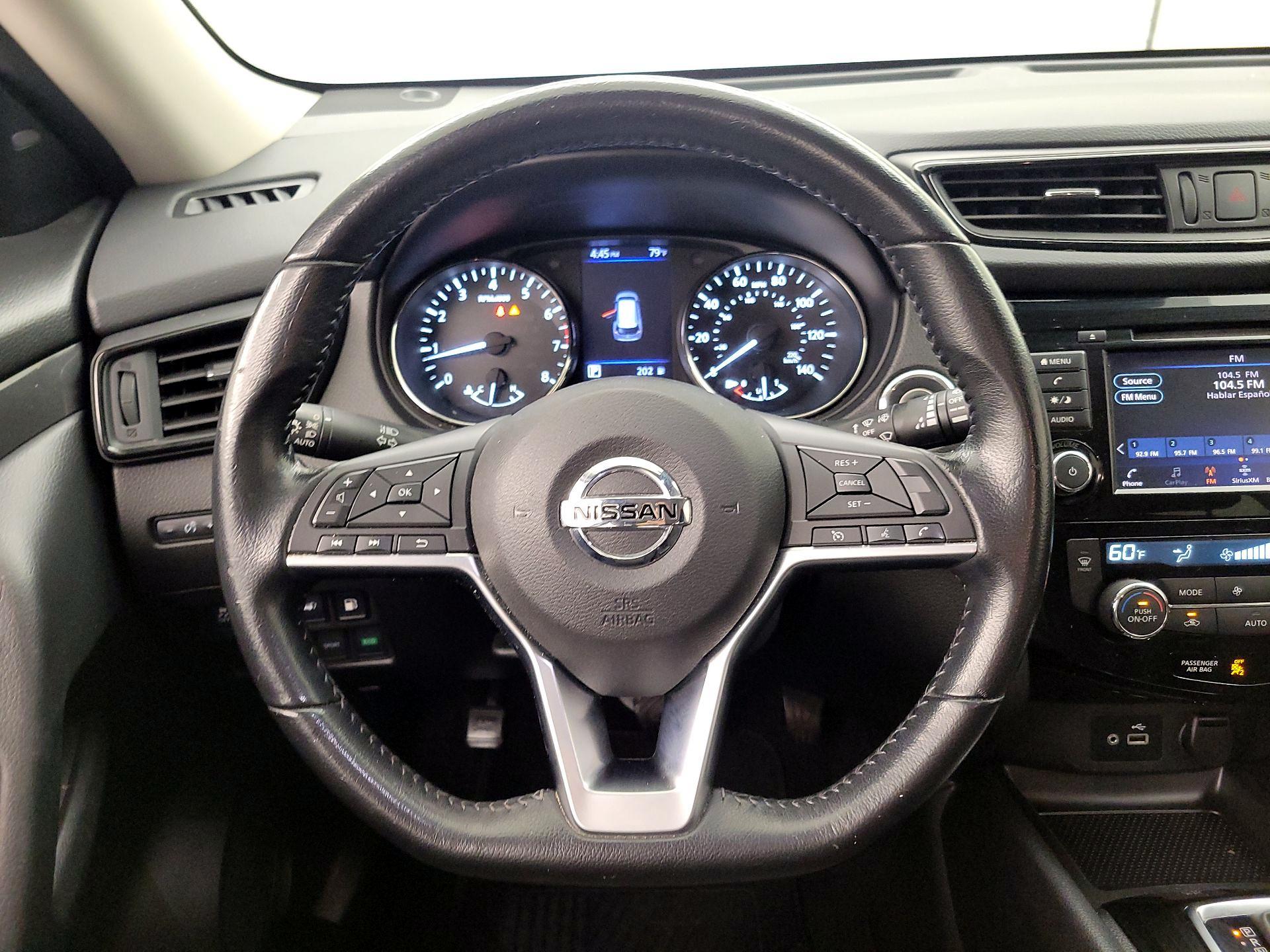 Thumbnail: 2020 Nissan Rogue - 10