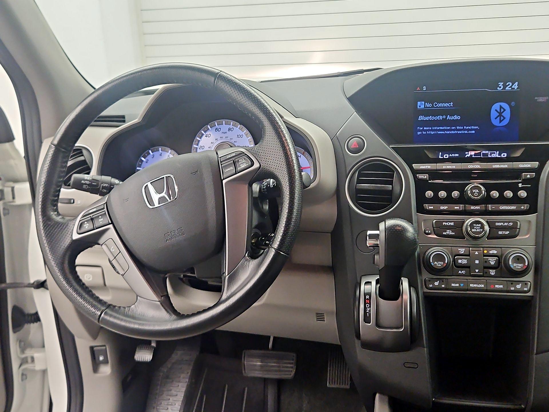 Thumbnail: 2015 Honda Pilot - 10