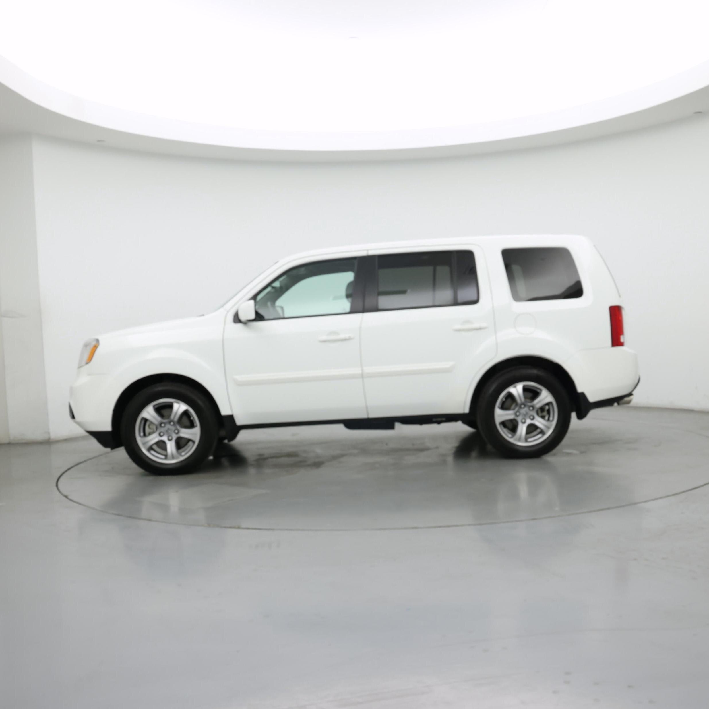 Thumbnail: 2015 Honda Pilot - 3