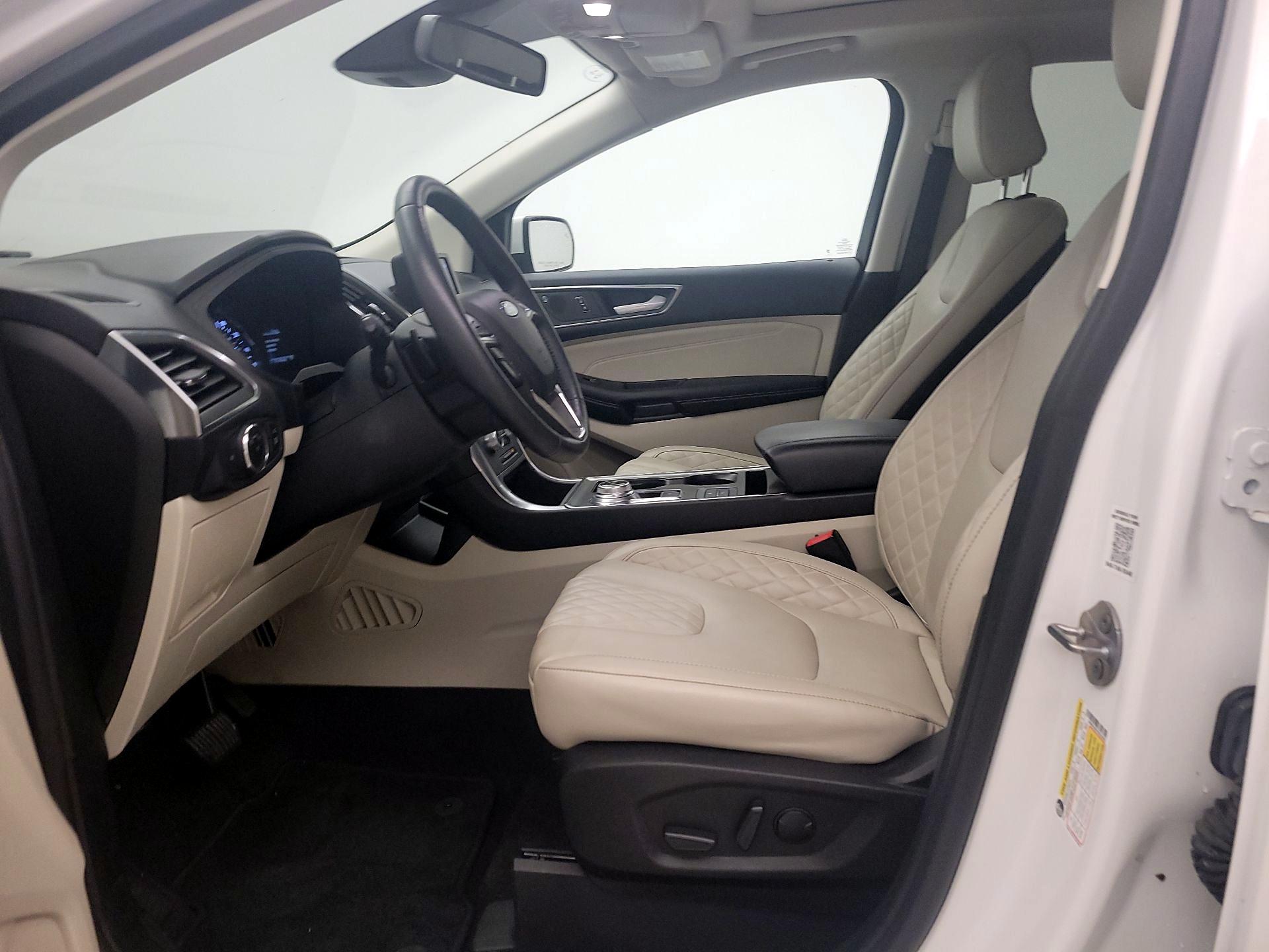 Thumbnail: 2023 Ford Edge - 11