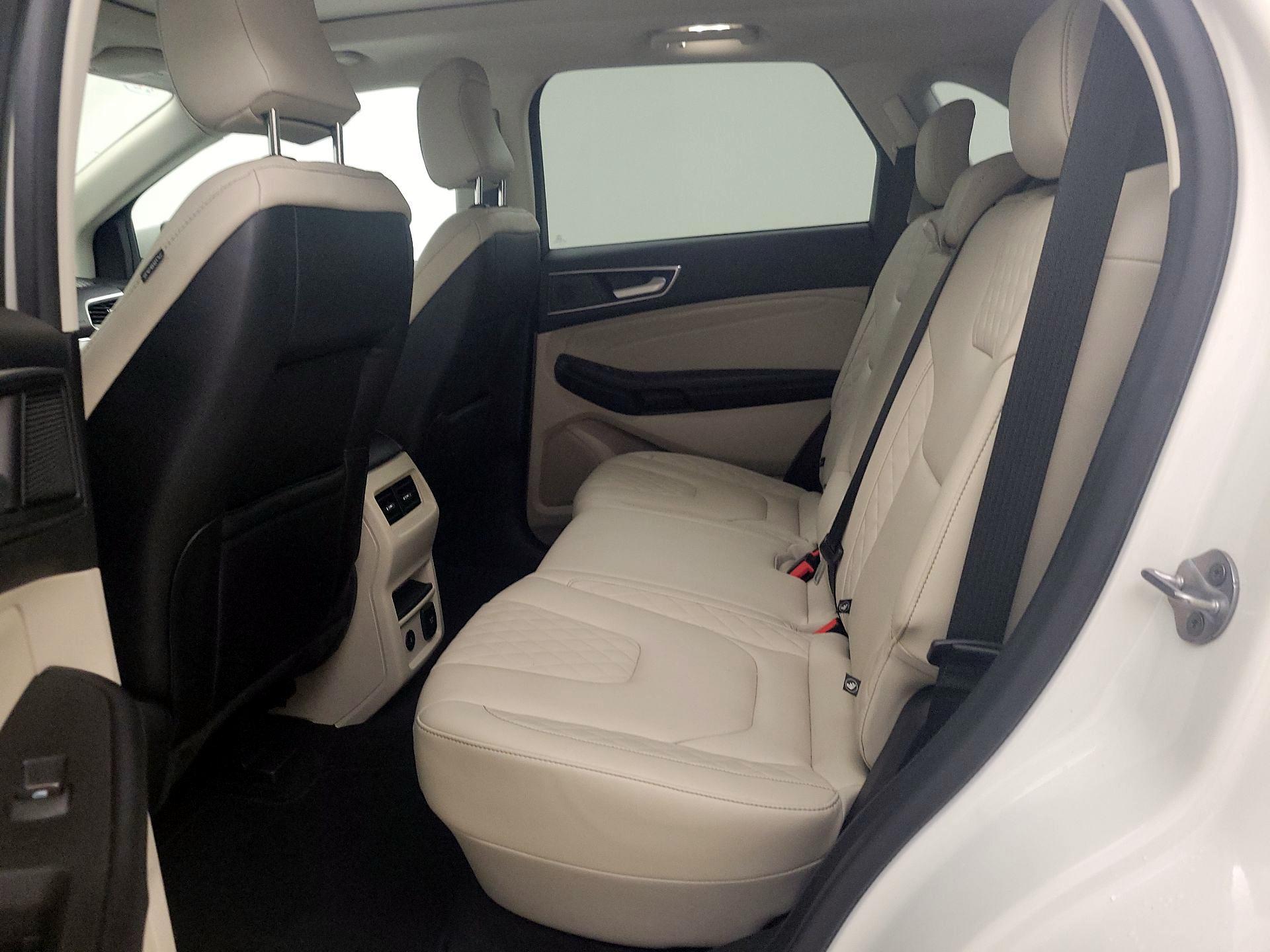 Thumbnail: 2023 Ford Edge - 19