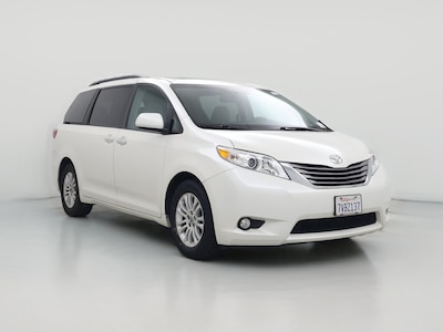 2017 Toyota Sienna XLE