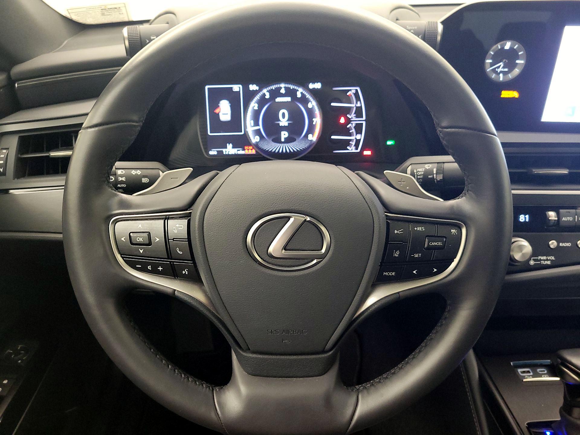 Thumbnail: 2025 Lexus ES - 10