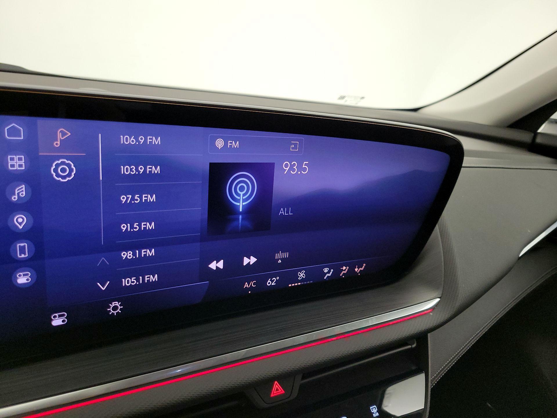 Thumbnail: 2025 Buick Envision - 16