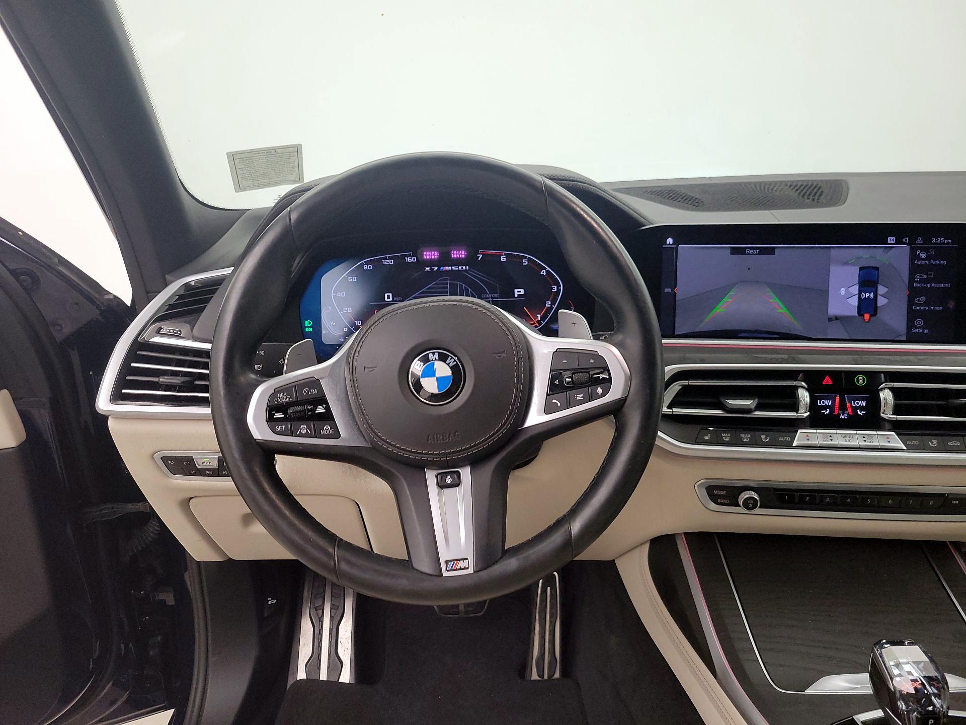 Thumbnail: 2021 BMW X7 - 10