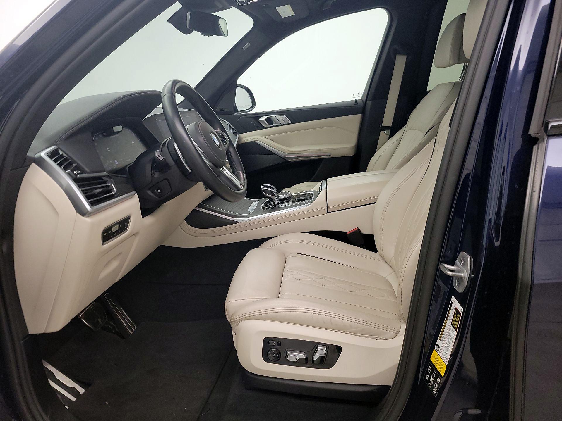 Thumbnail: 2021 BMW X7 - 11