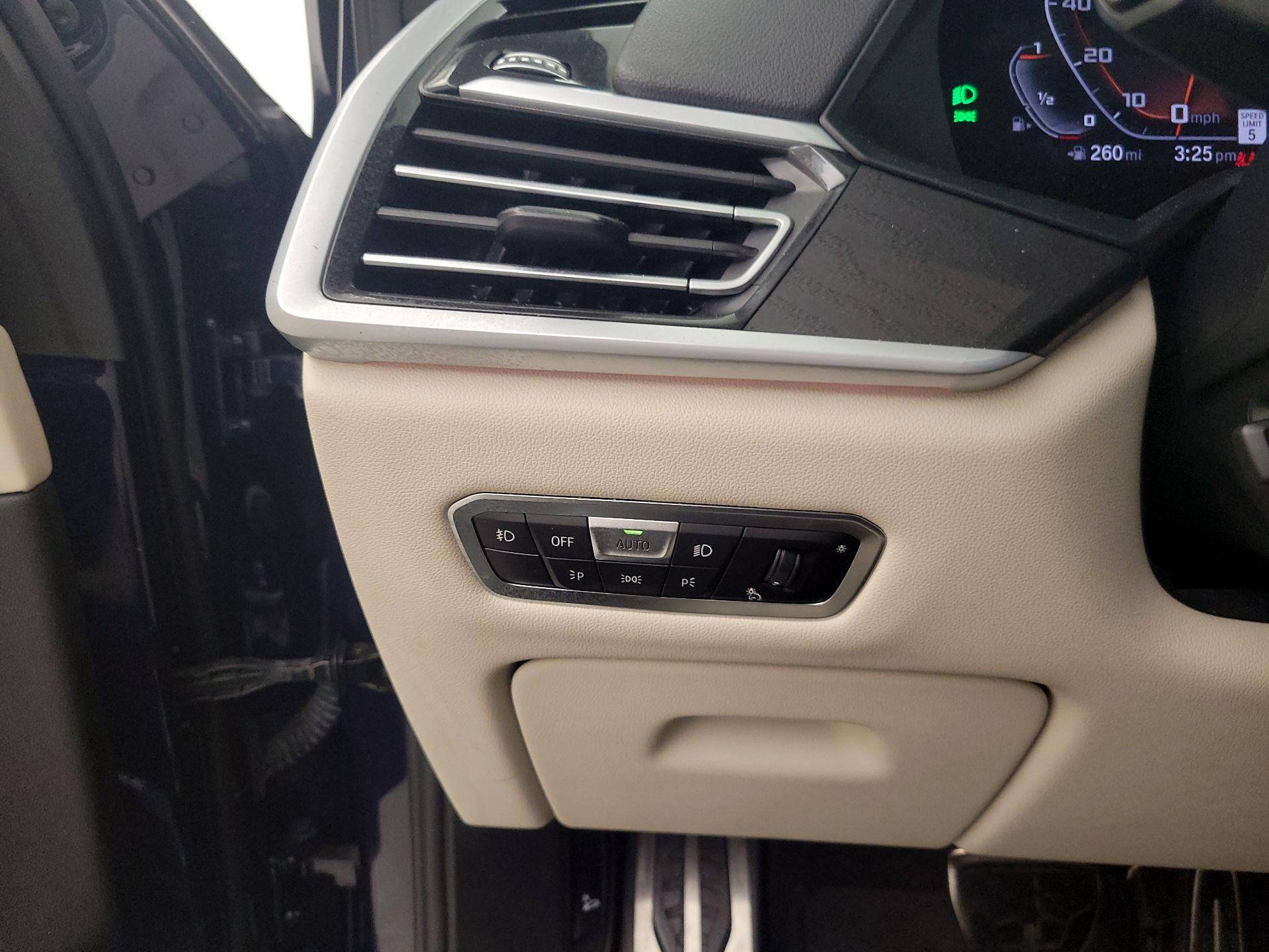 Thumbnail: 2021 BMW X7 - 13