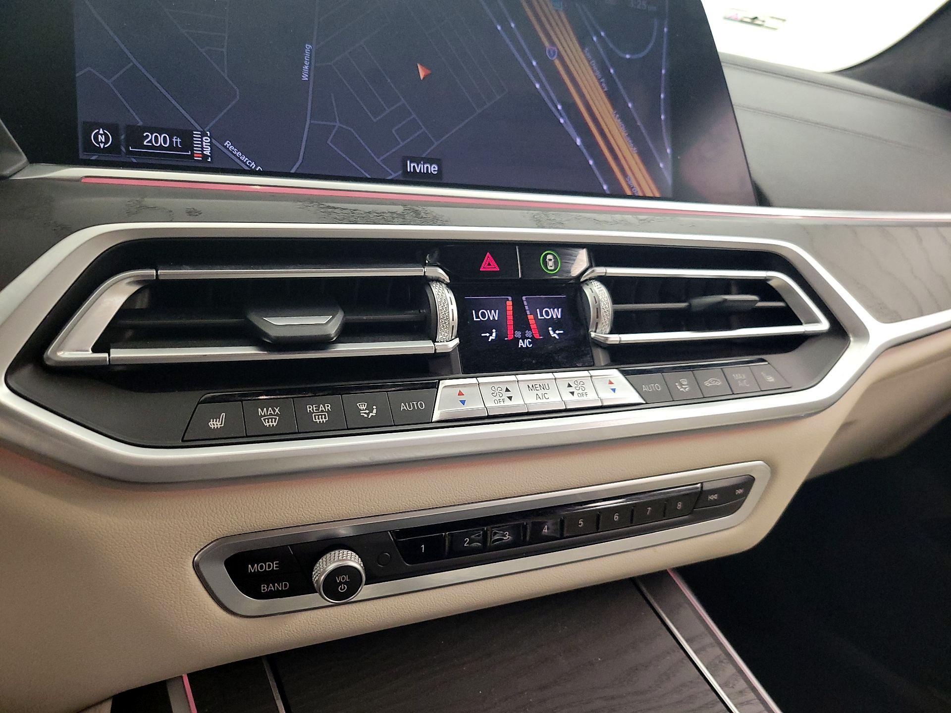 Thumbnail: 2021 BMW X7 - 16