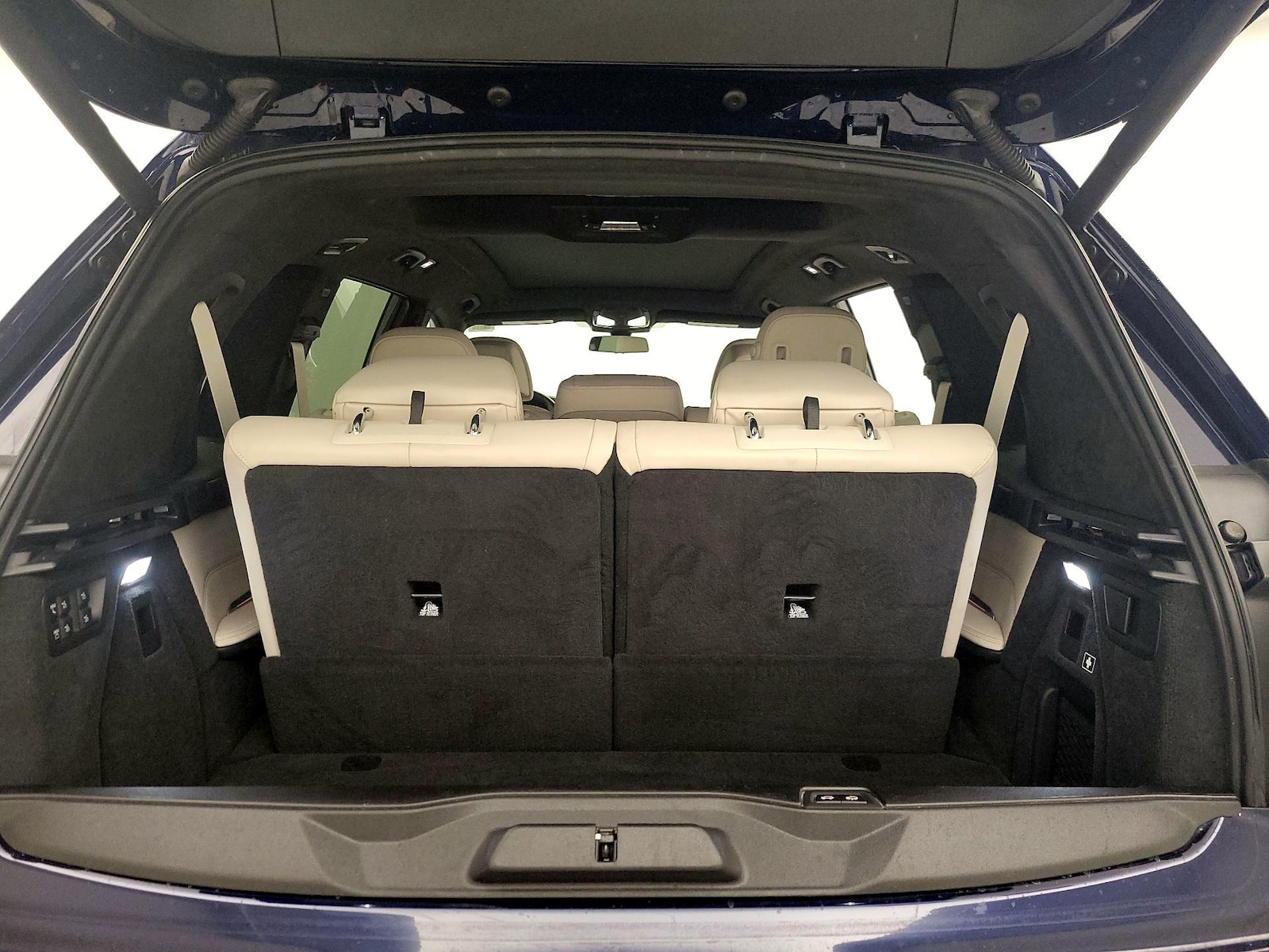 2021 BMW X7 M50i - Photo 22