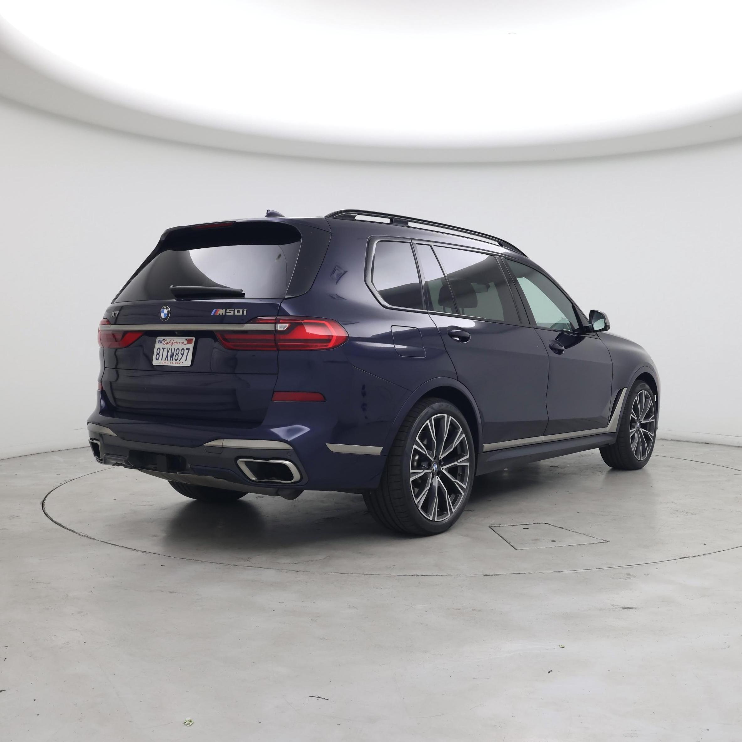 Thumbnail: 2021 BMW X7 - 8