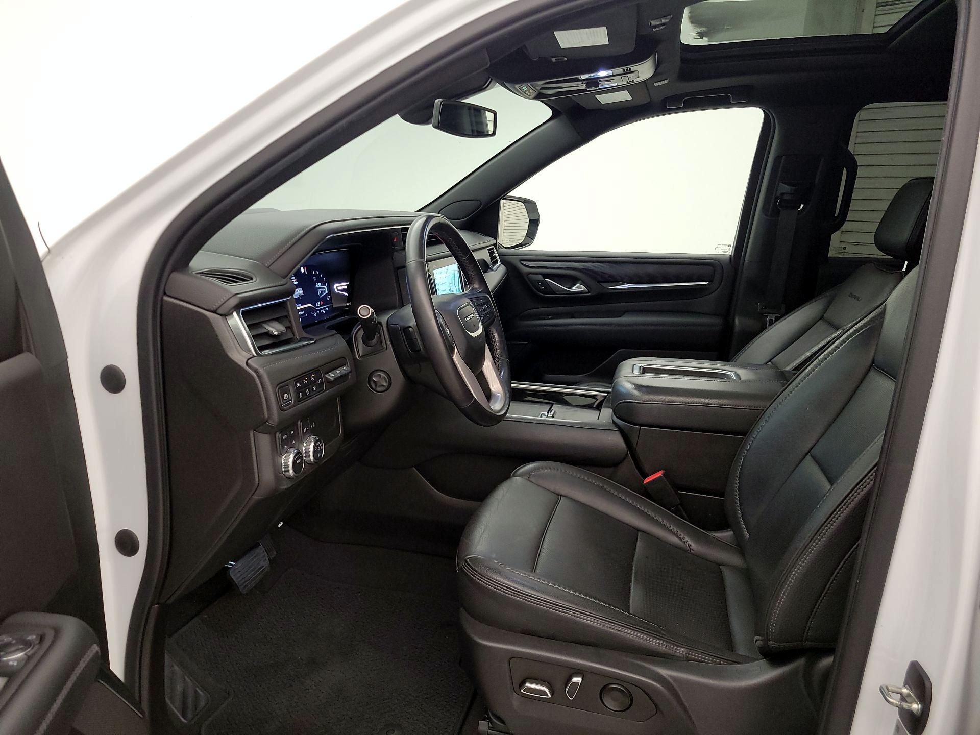 Thumbnail: 2022 GMC Yukon XL - 11