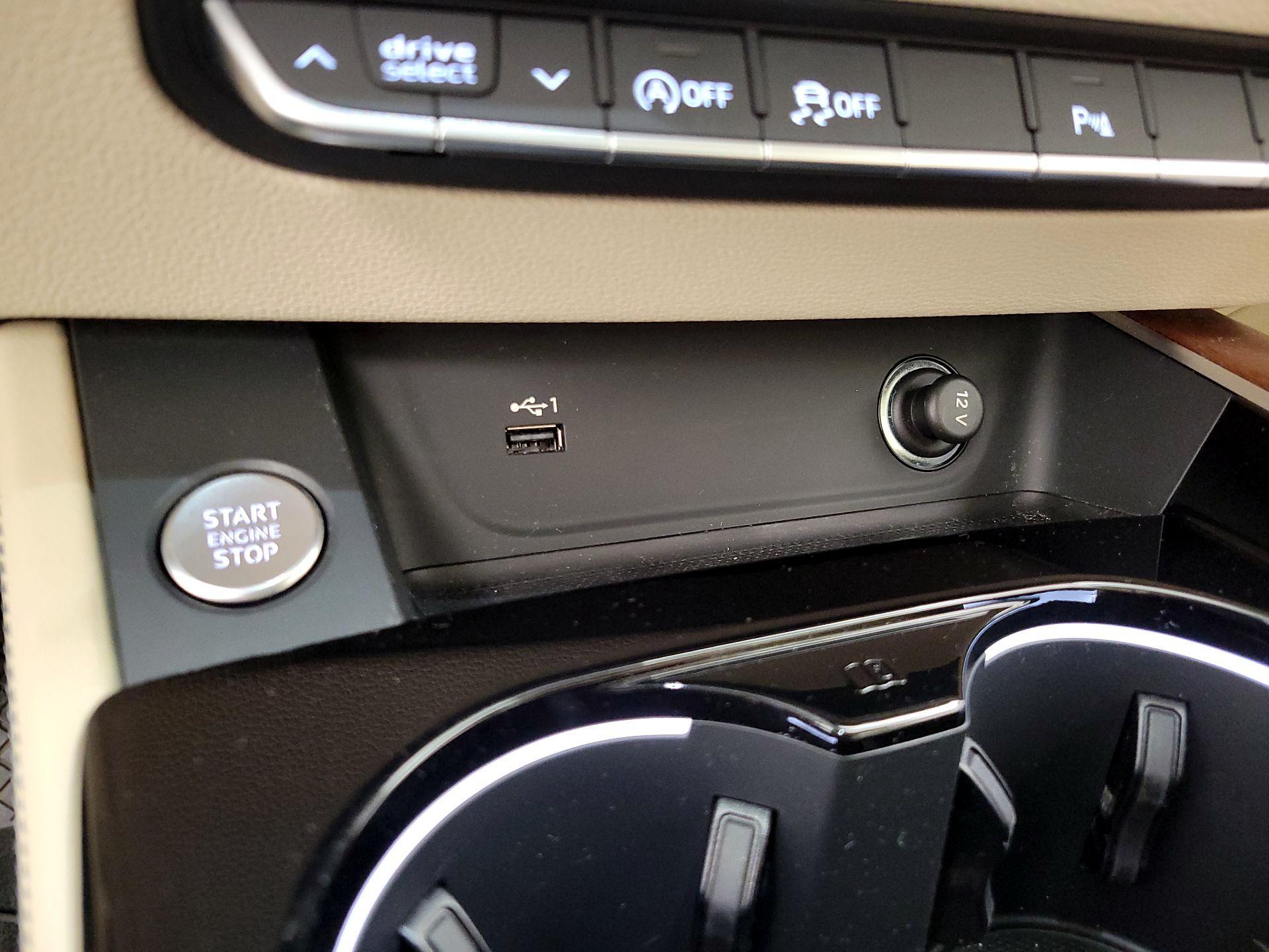 Thumbnail: 2023 Audi A4 - 18