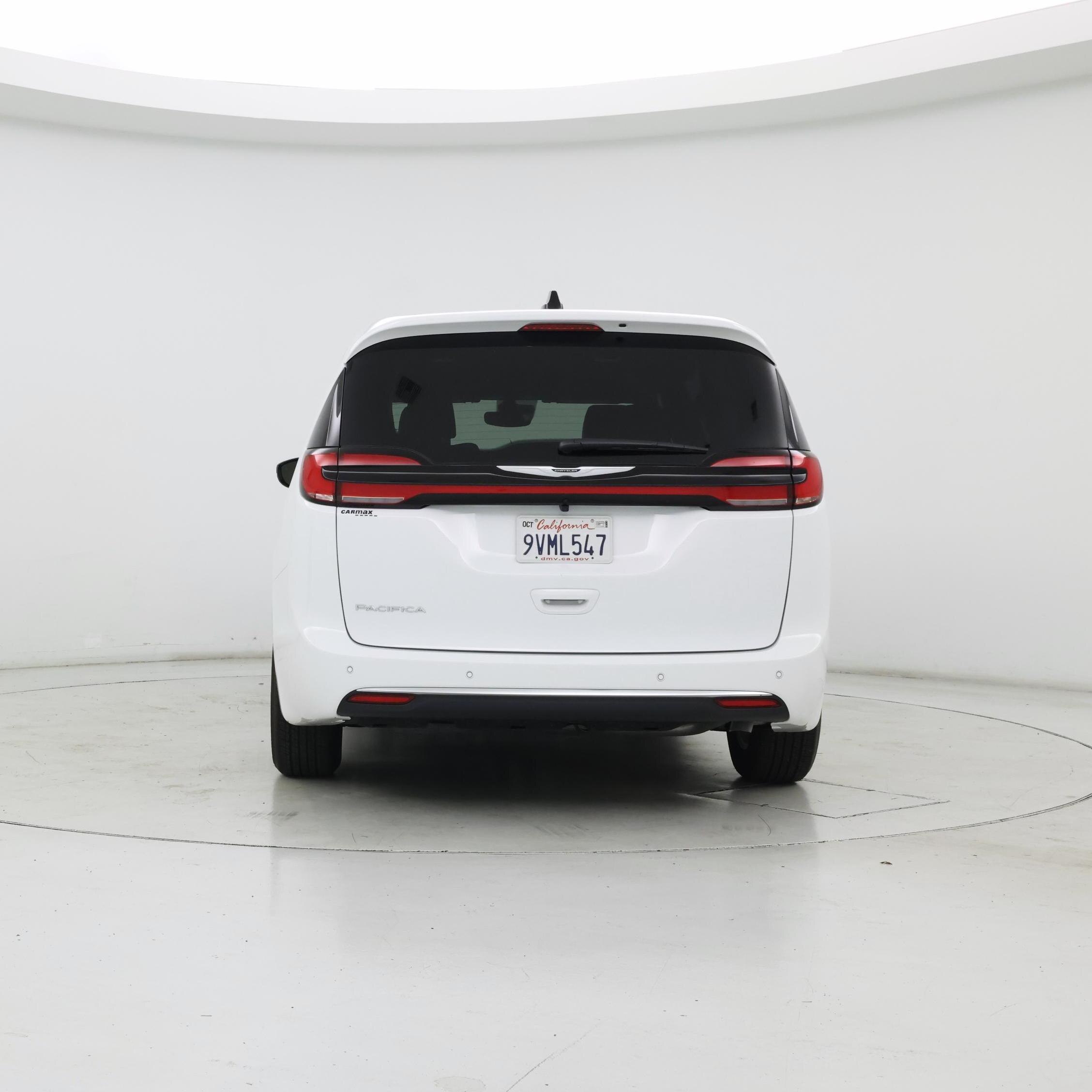 Thumbnail: 2026 Chrysler Pacifica - 6