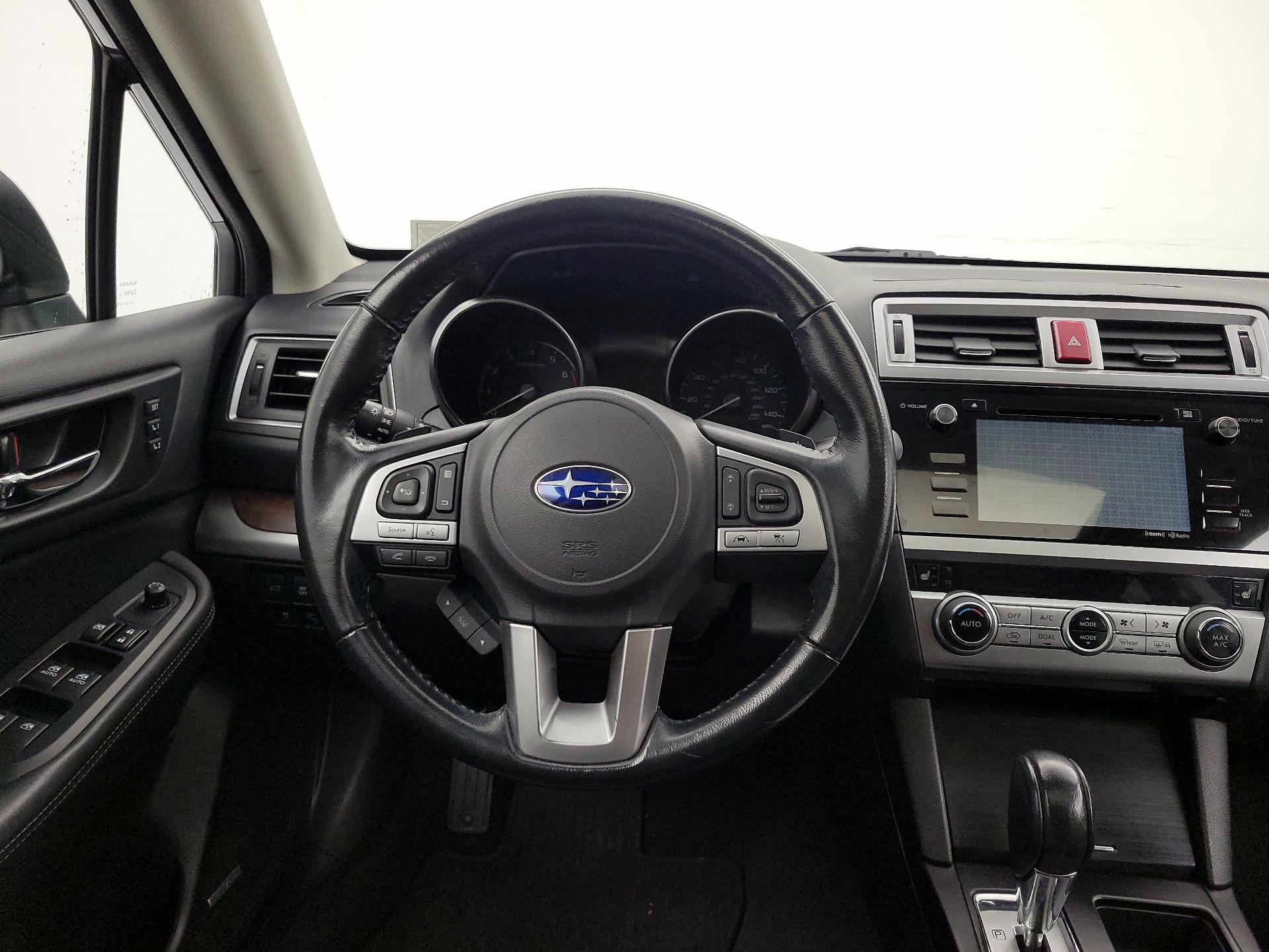 Thumbnail: 2016 Subaru Outback - 10