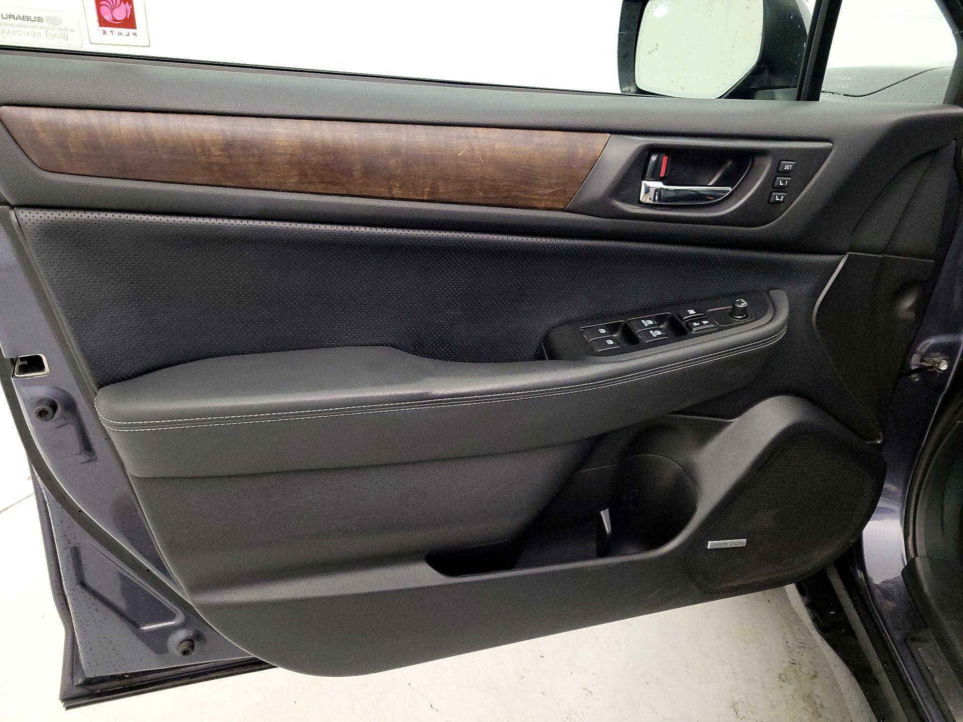 Thumbnail: 2016 Subaru Outback - 12