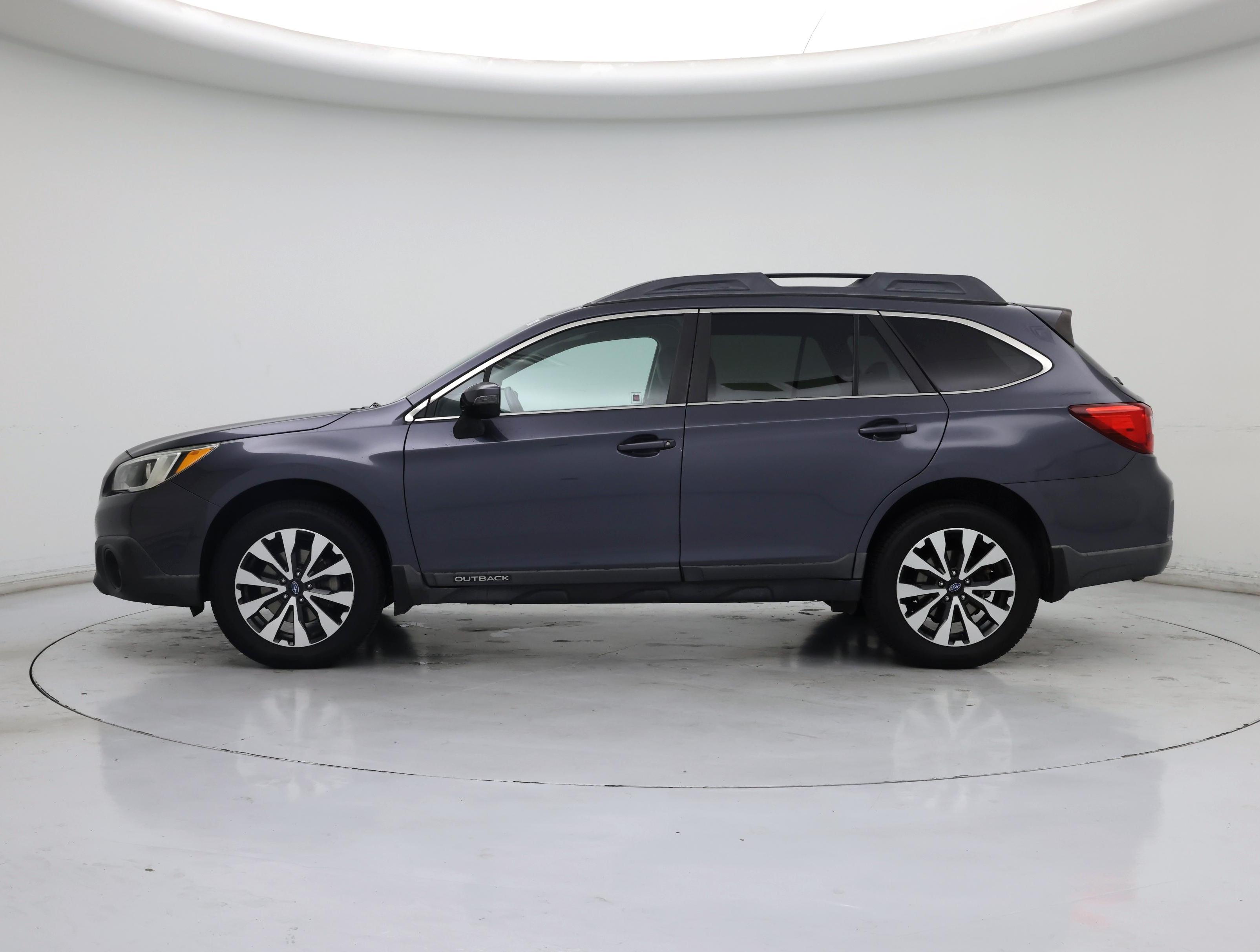 Thumbnail: 2016 Subaru Outback - 3