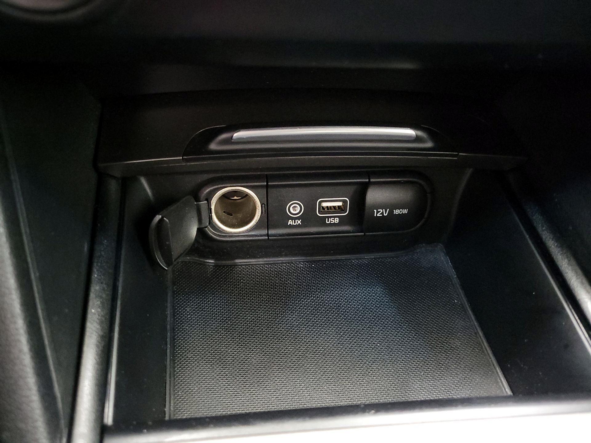 Thumbnail: 2020 Kia Optima - 18