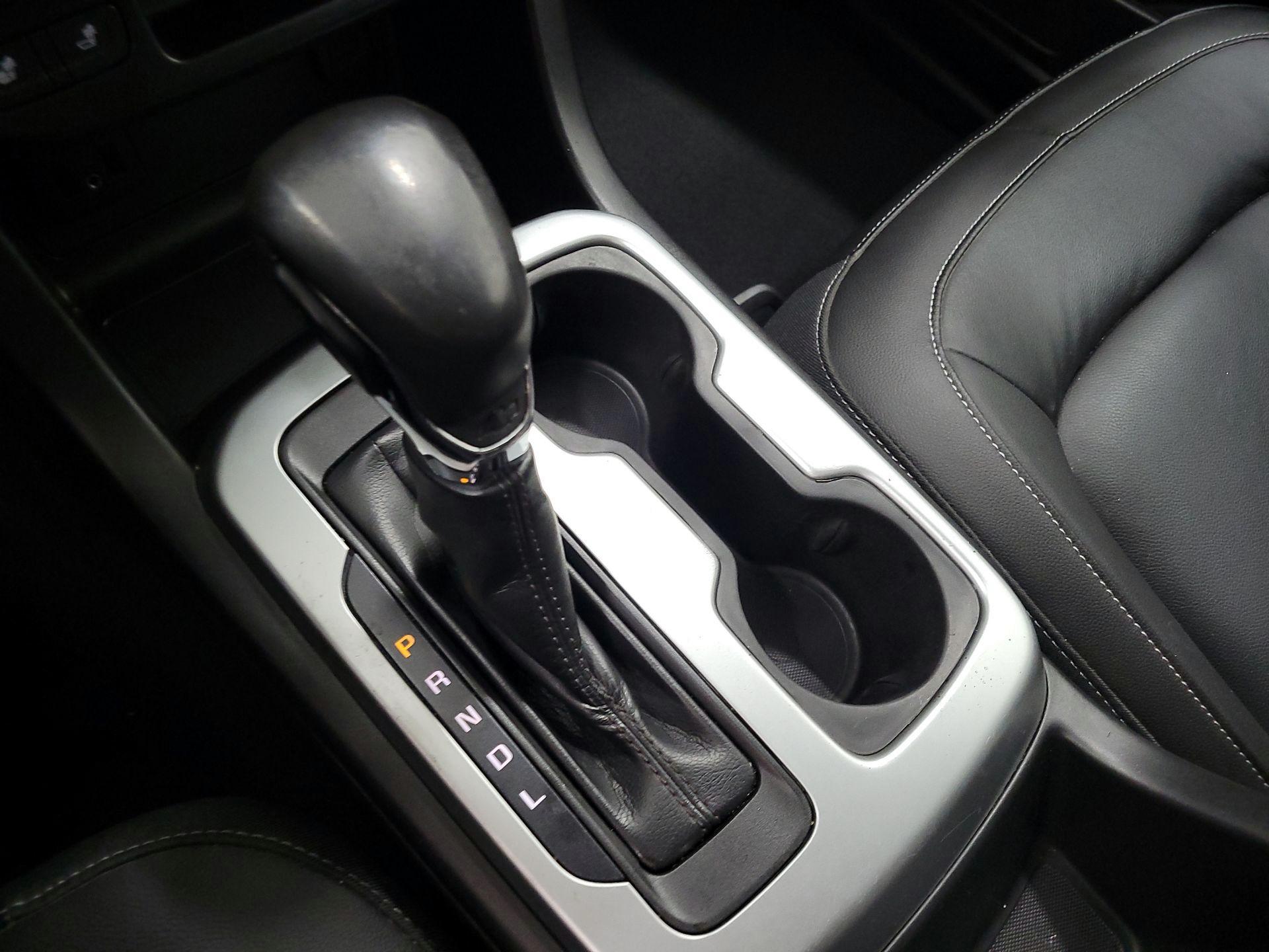 Thumbnail: 2022 Chevrolet Colorado - 17