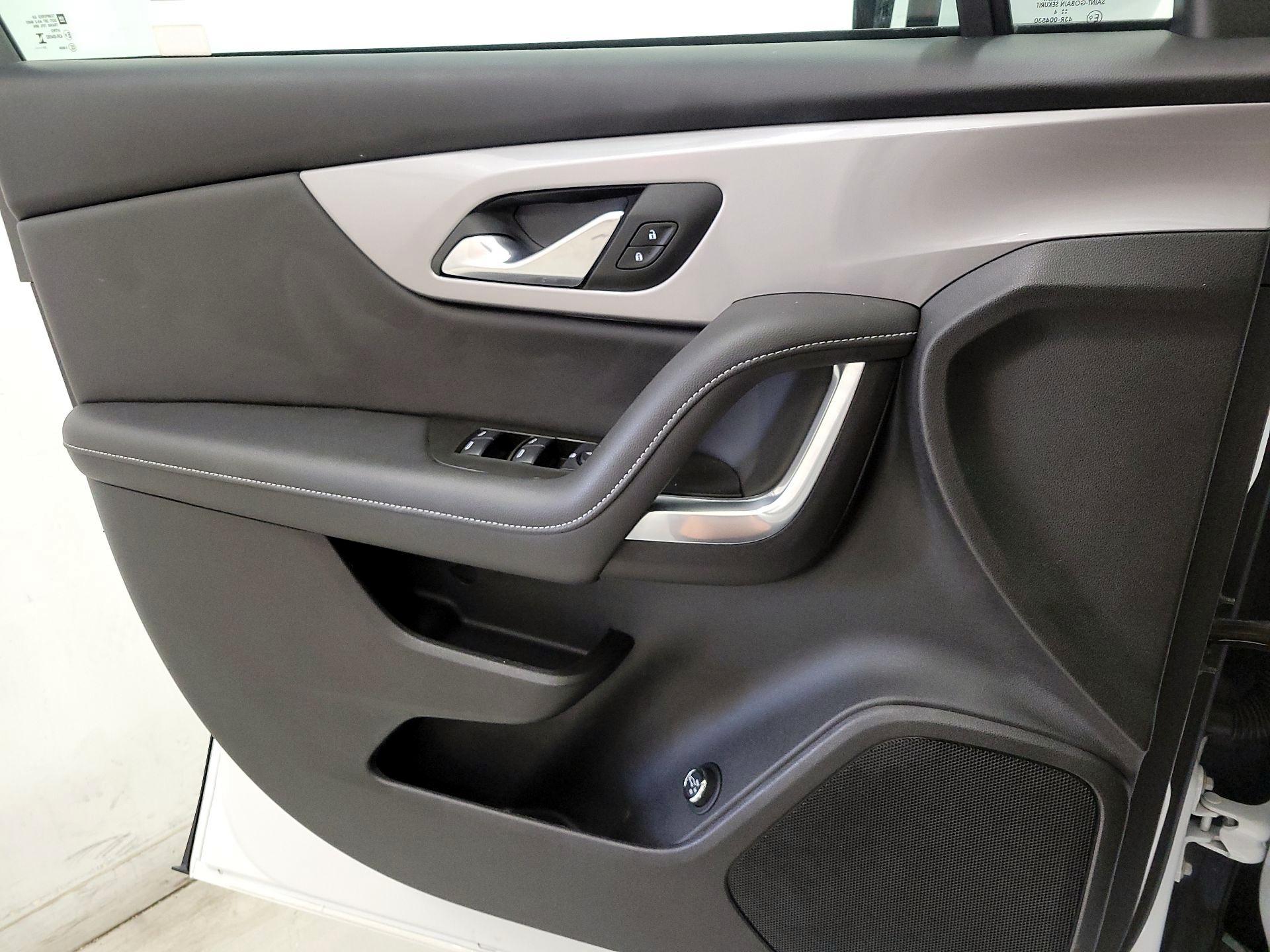 Thumbnail: 2024 Chevrolet Blazer - 12