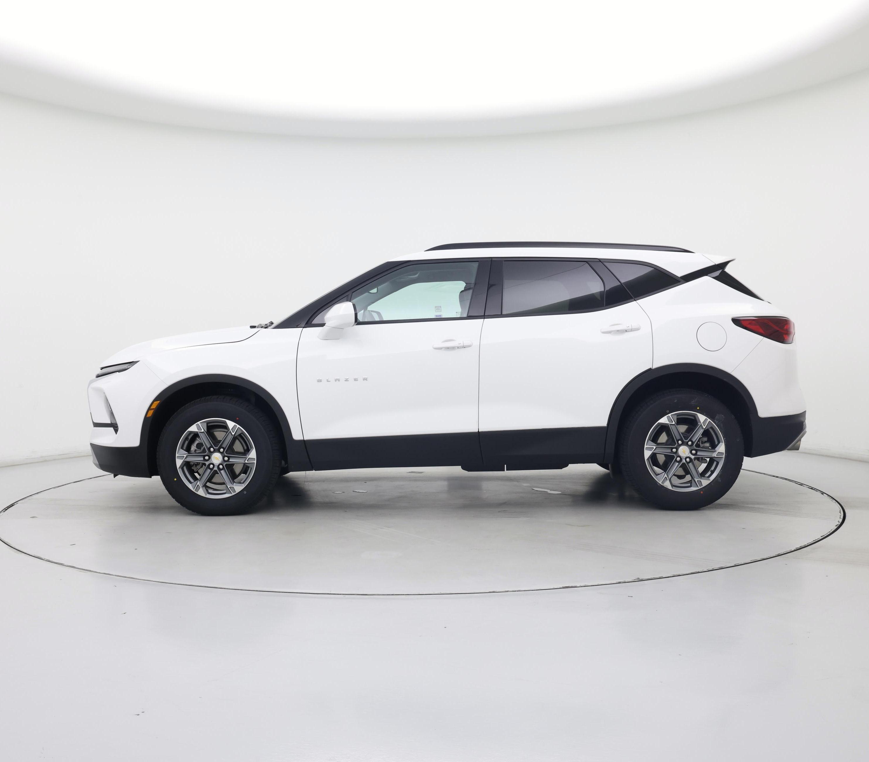 Thumbnail: 2024 Chevrolet Blazer - 3